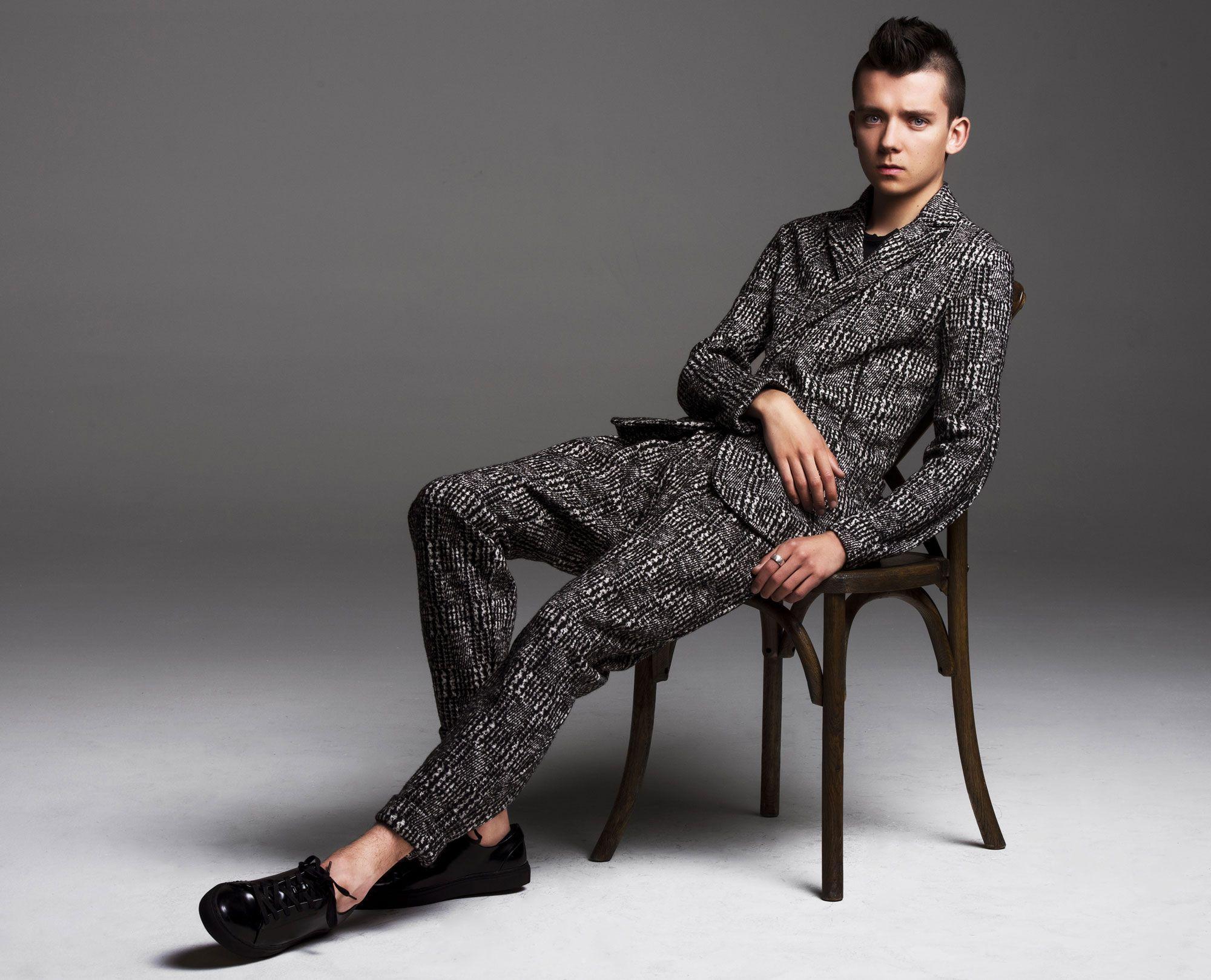 Asa Butterfield Wallpapers - Top Free Asa Butterfield Backgrounds