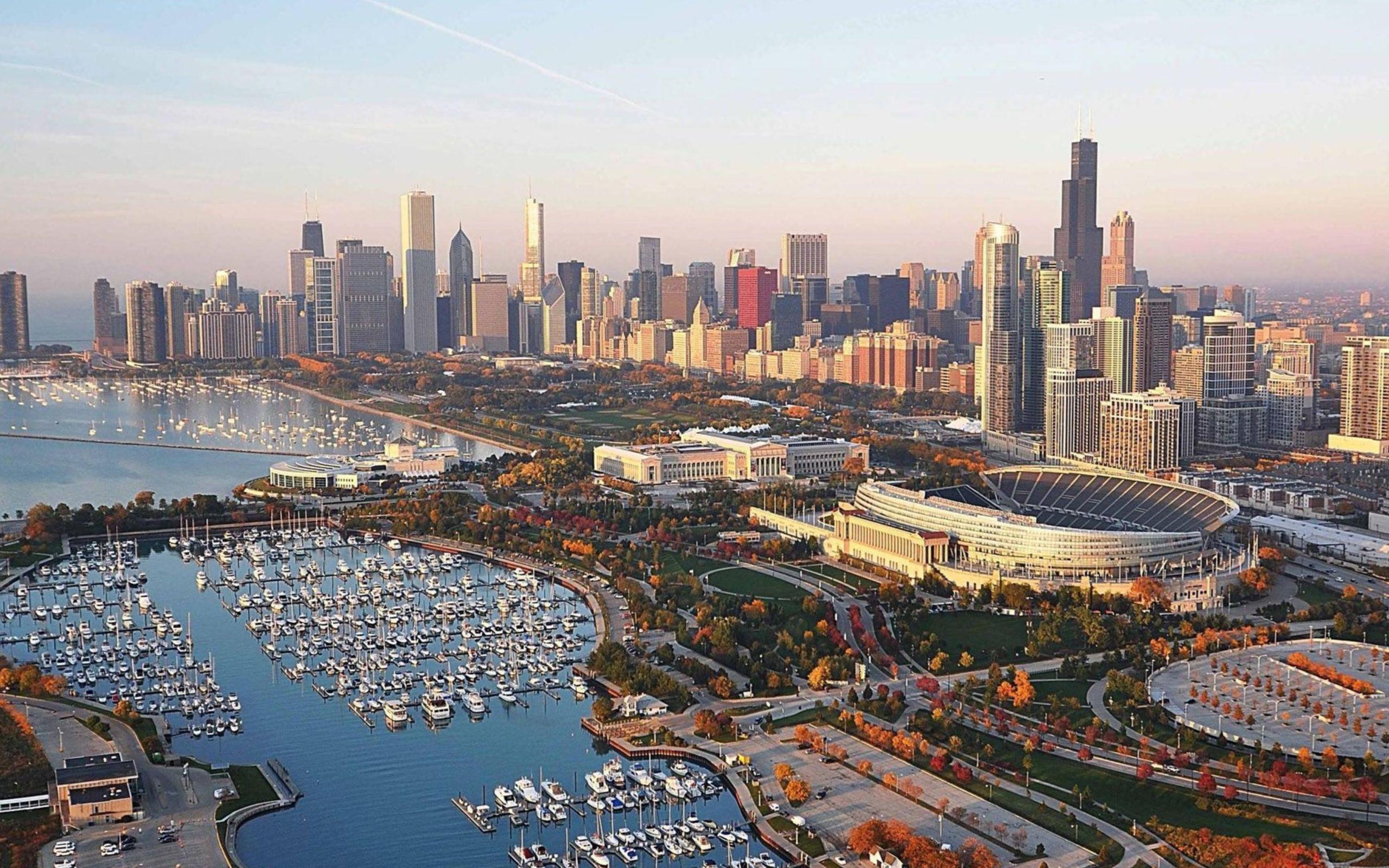 2560x1600 Chicago MacBook Air Wallpaper Download