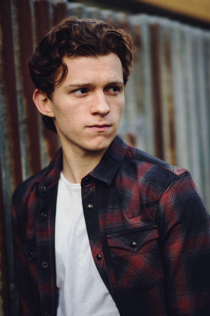 736x1104 Tom Holland Cuttest Photo And Latest Image HD Collection