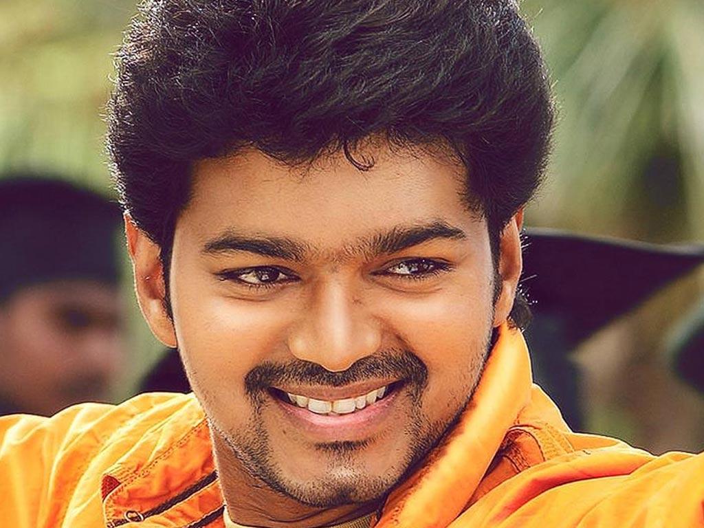 1024x768 Mersal Vijay