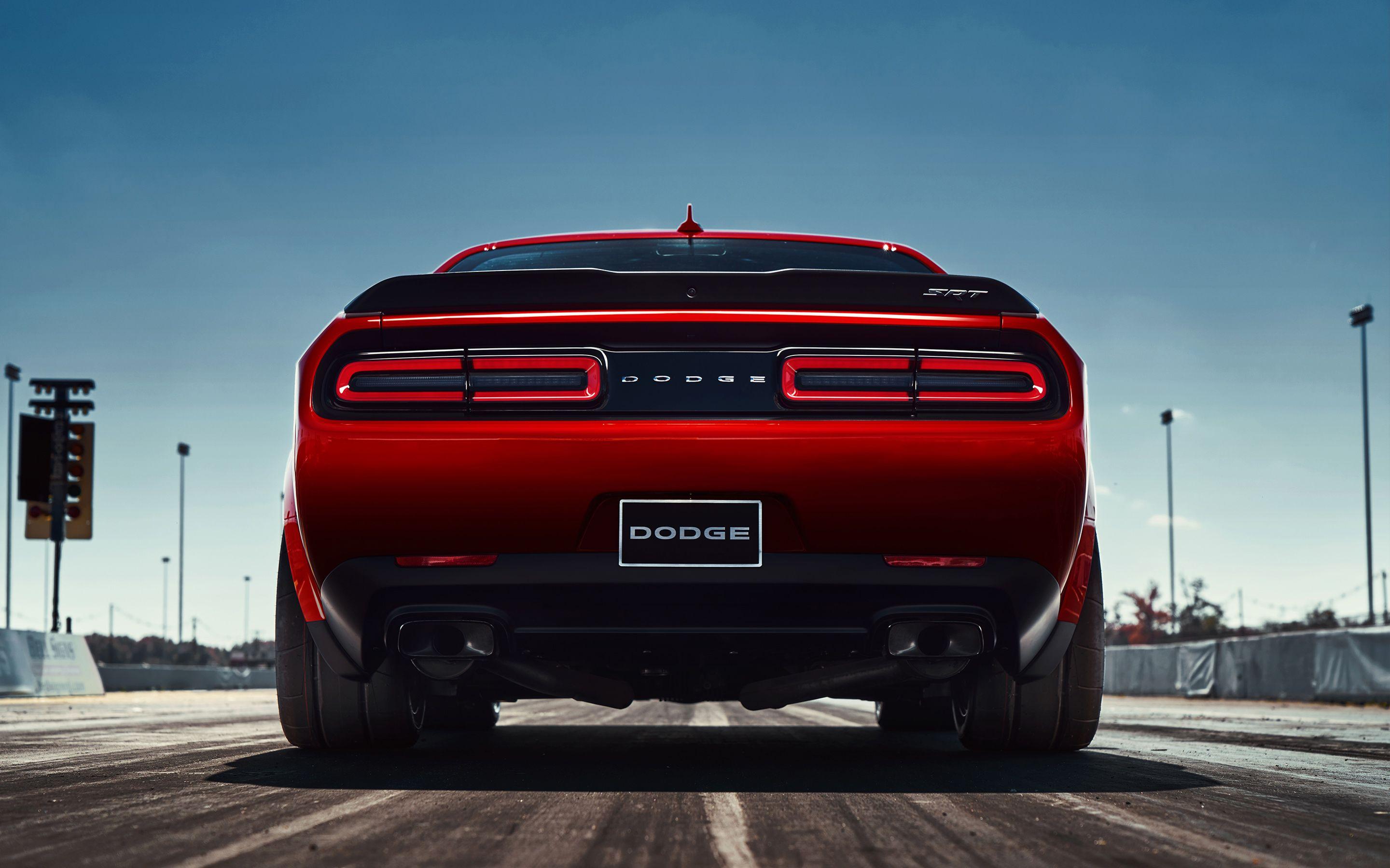 2880x1800 Dodge Challenger SRT Demon Wallpaper