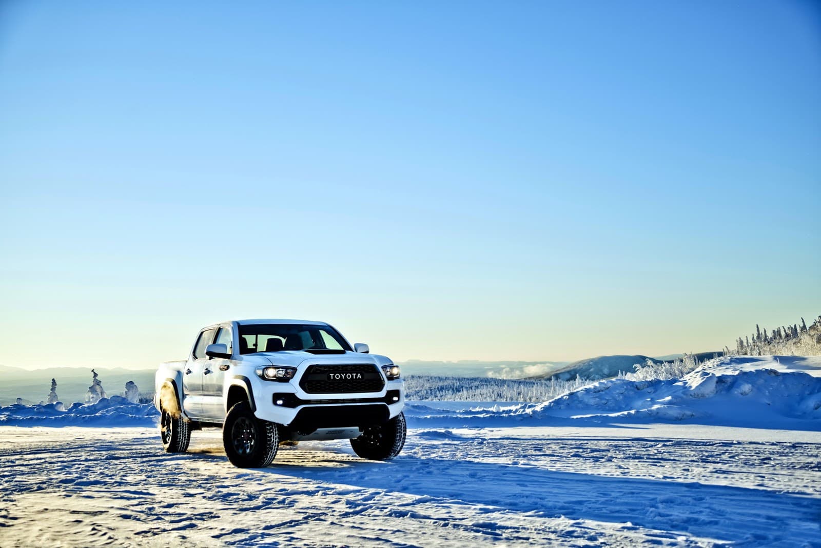 1600x1068 Tacoma Trd Pro Winter Wallpaper