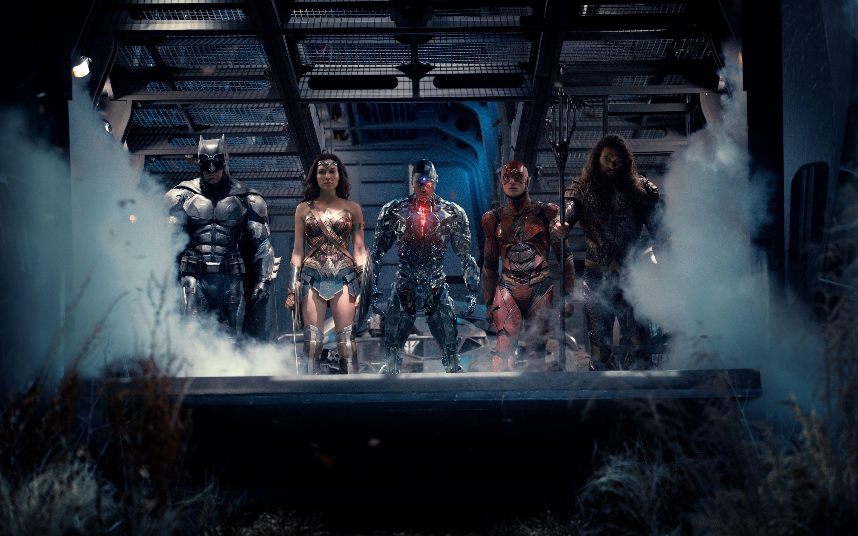 2880x1800 Superheroes 4K wallpaper for your desktop or mobile screen free and easy to download