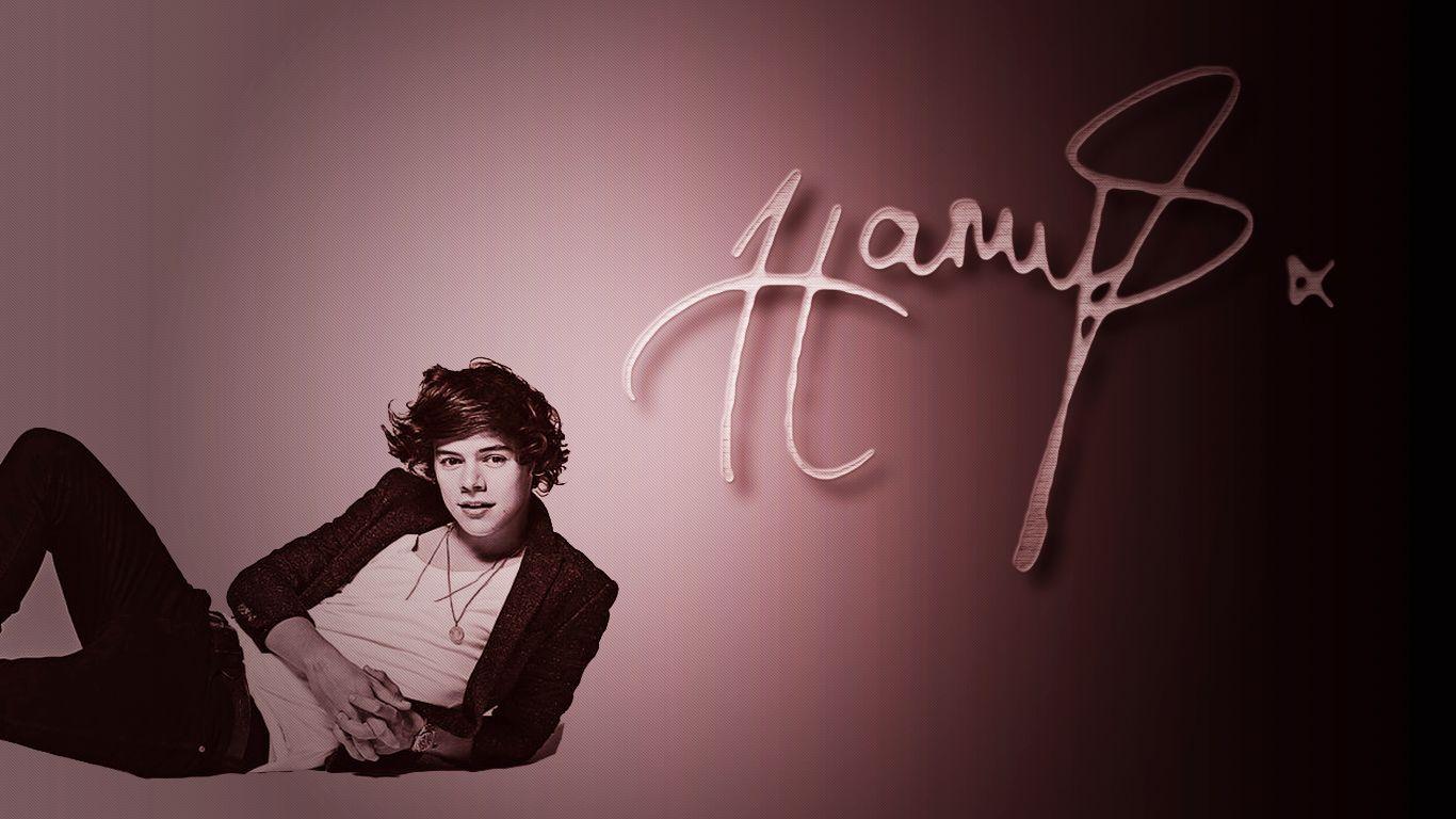 1366x768 Harry Styles 2013 Desktop Wallpaper HD Wallpaper