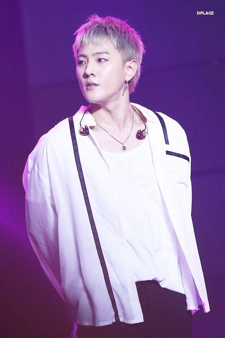 736x1102 iKON