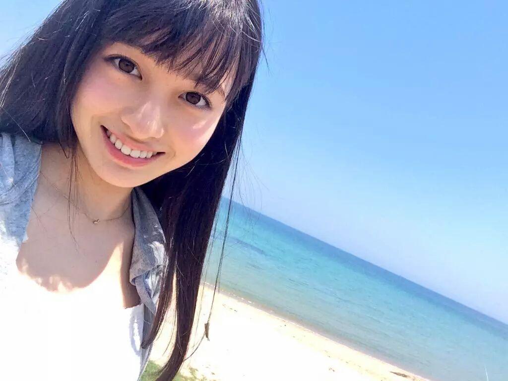 1024x768 image about 橋本環奈 Hashimoto Kanna. See more