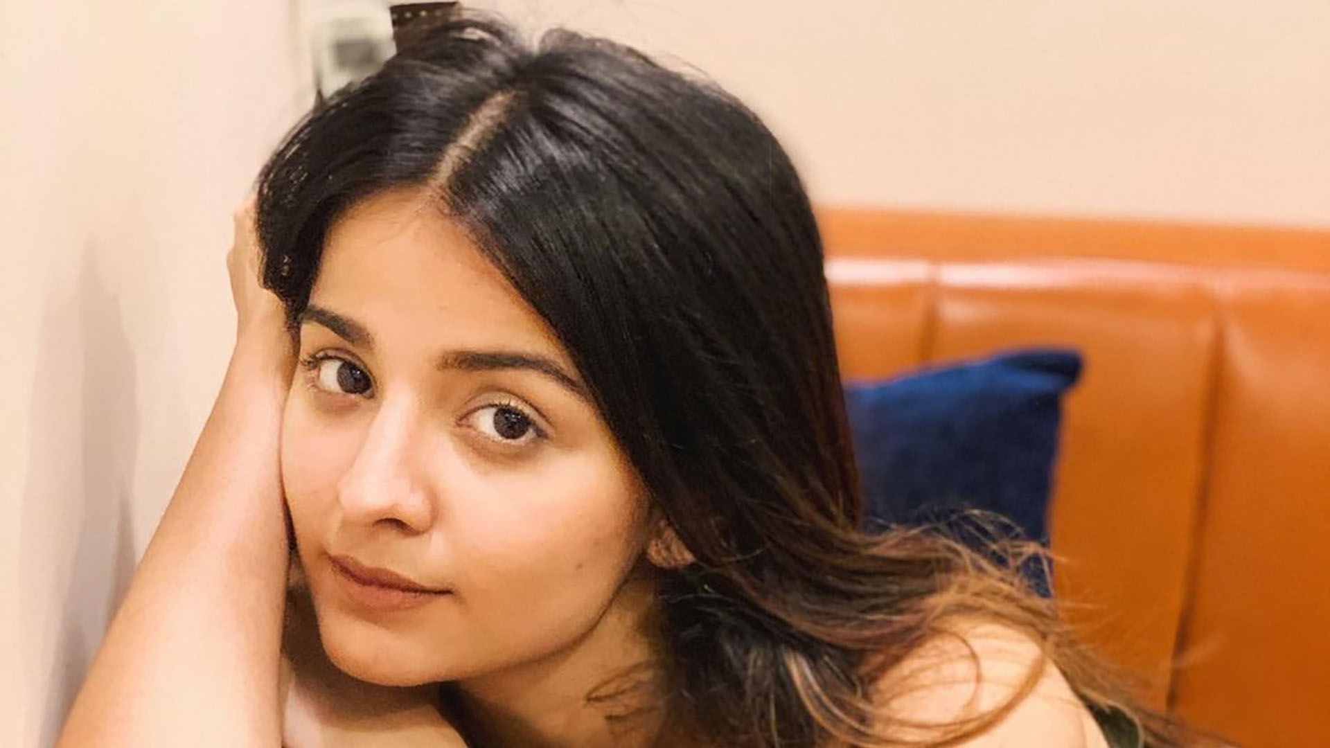 1920x1080 Mahima Makwana Best Wallpaper 125388
