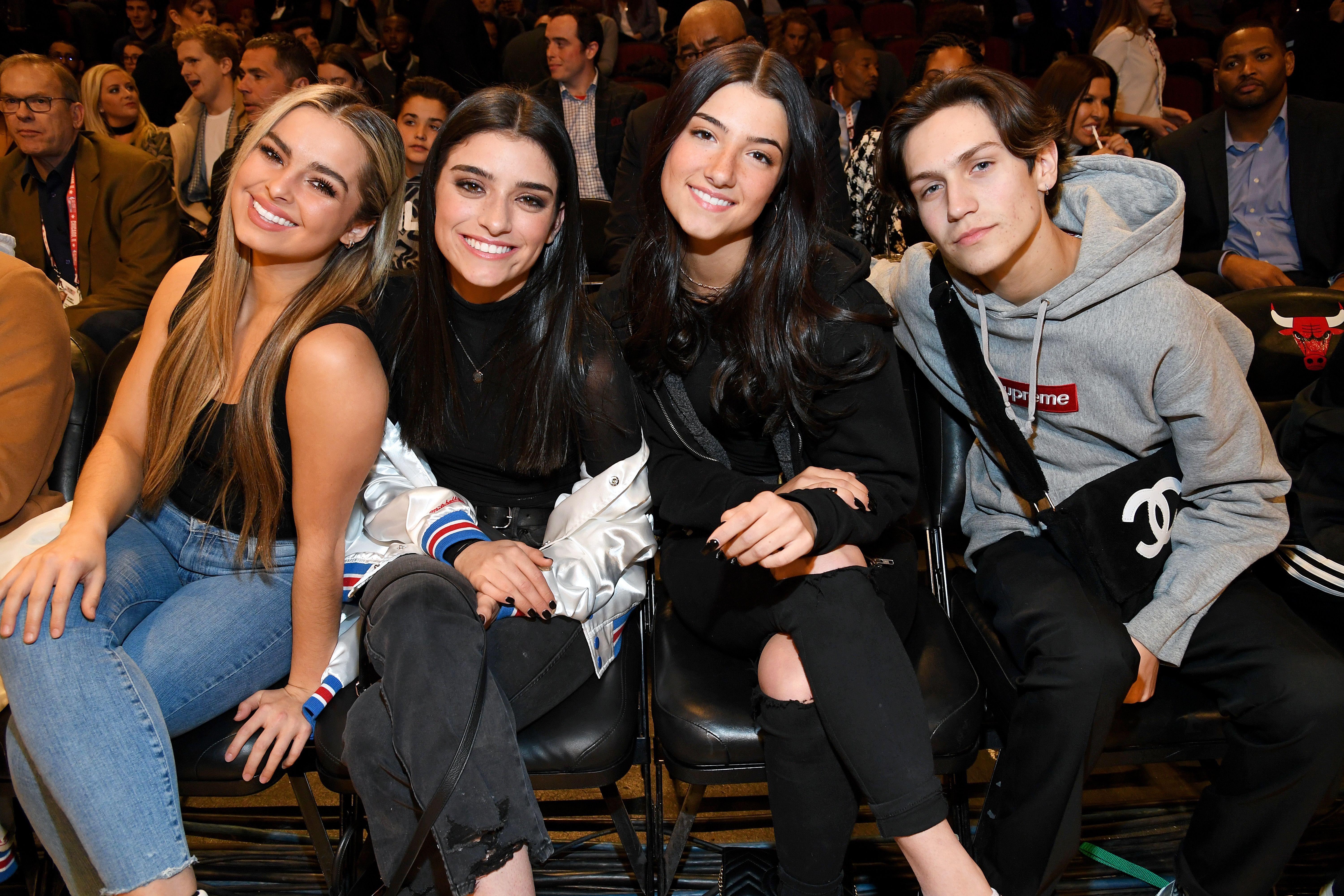 6000x4000 Who Are the Couples In the Tik Tok Hype House?