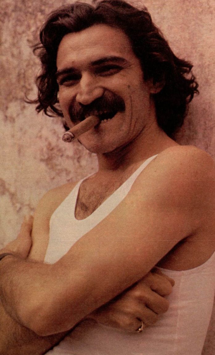 697x1151 Belchior aesthetic. Gilberto gil wallpaper, Chico buarque, Bigode