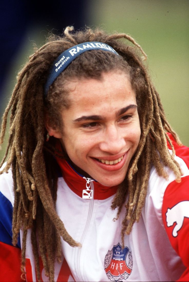 736x1096 Capelli. Bellezza, Calcio