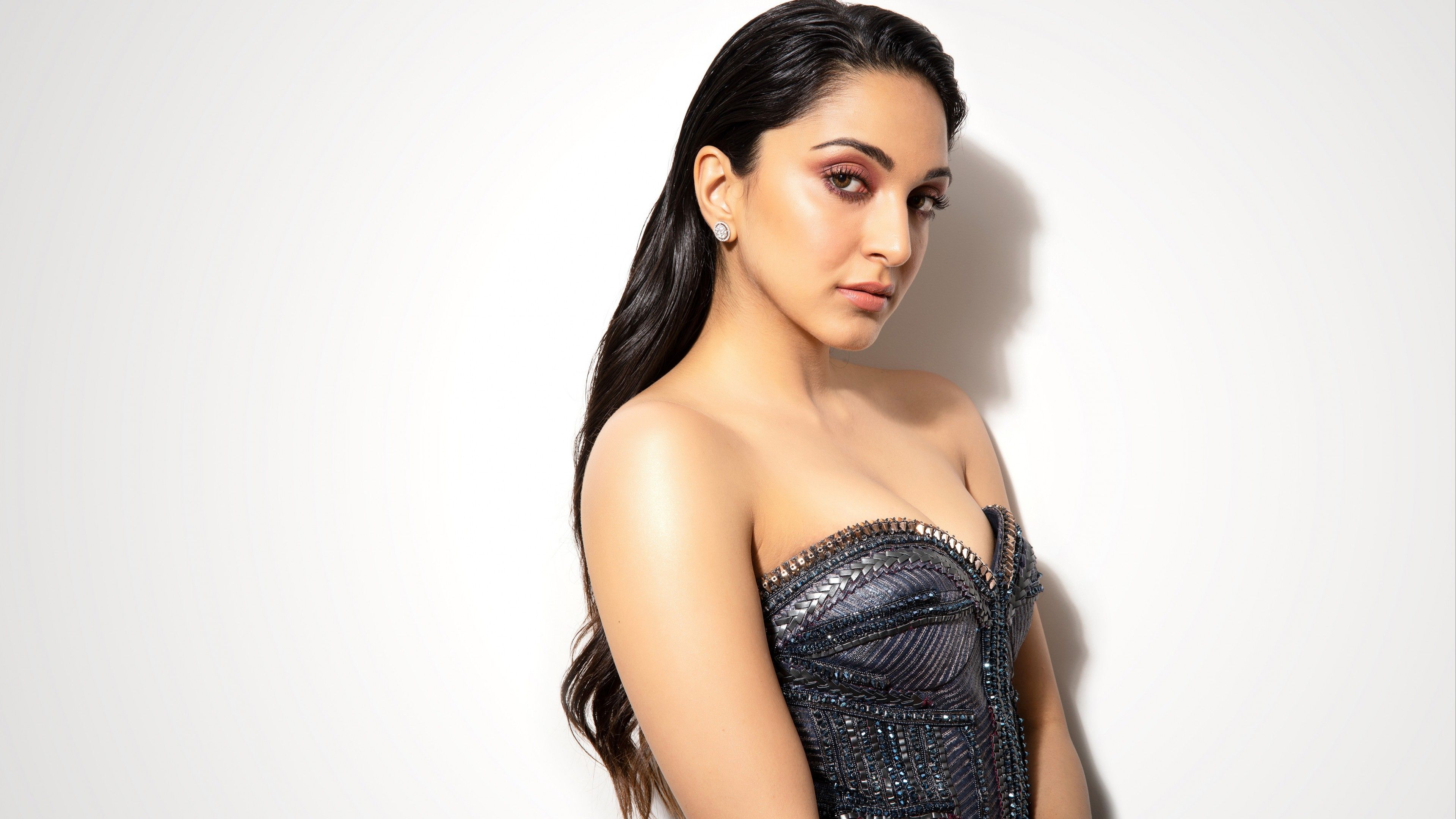 3840x2160 Kiara Advani 4K Wallpaper