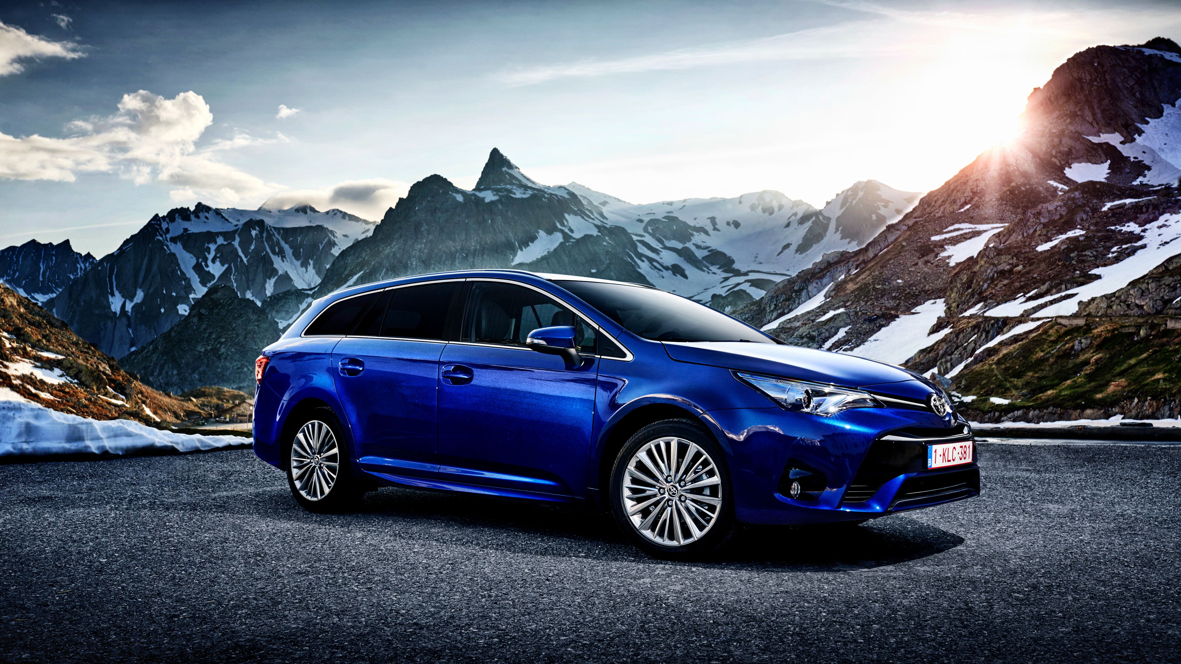 4096x2304 Toyota Avensis 4K Ultra HD