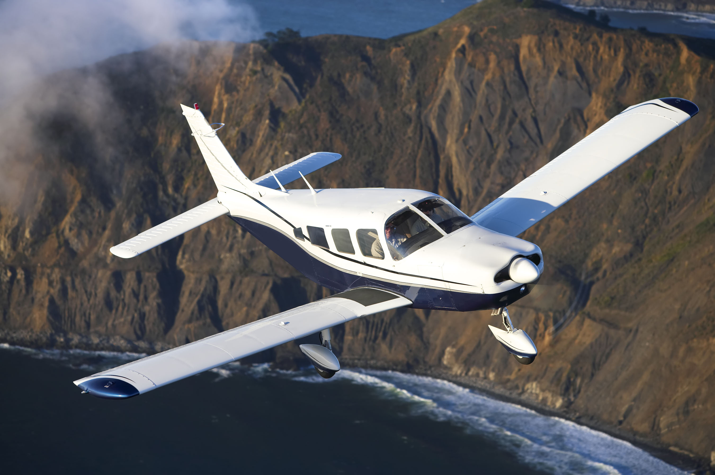 2700x1796 Piper Cherokee Wallpaper