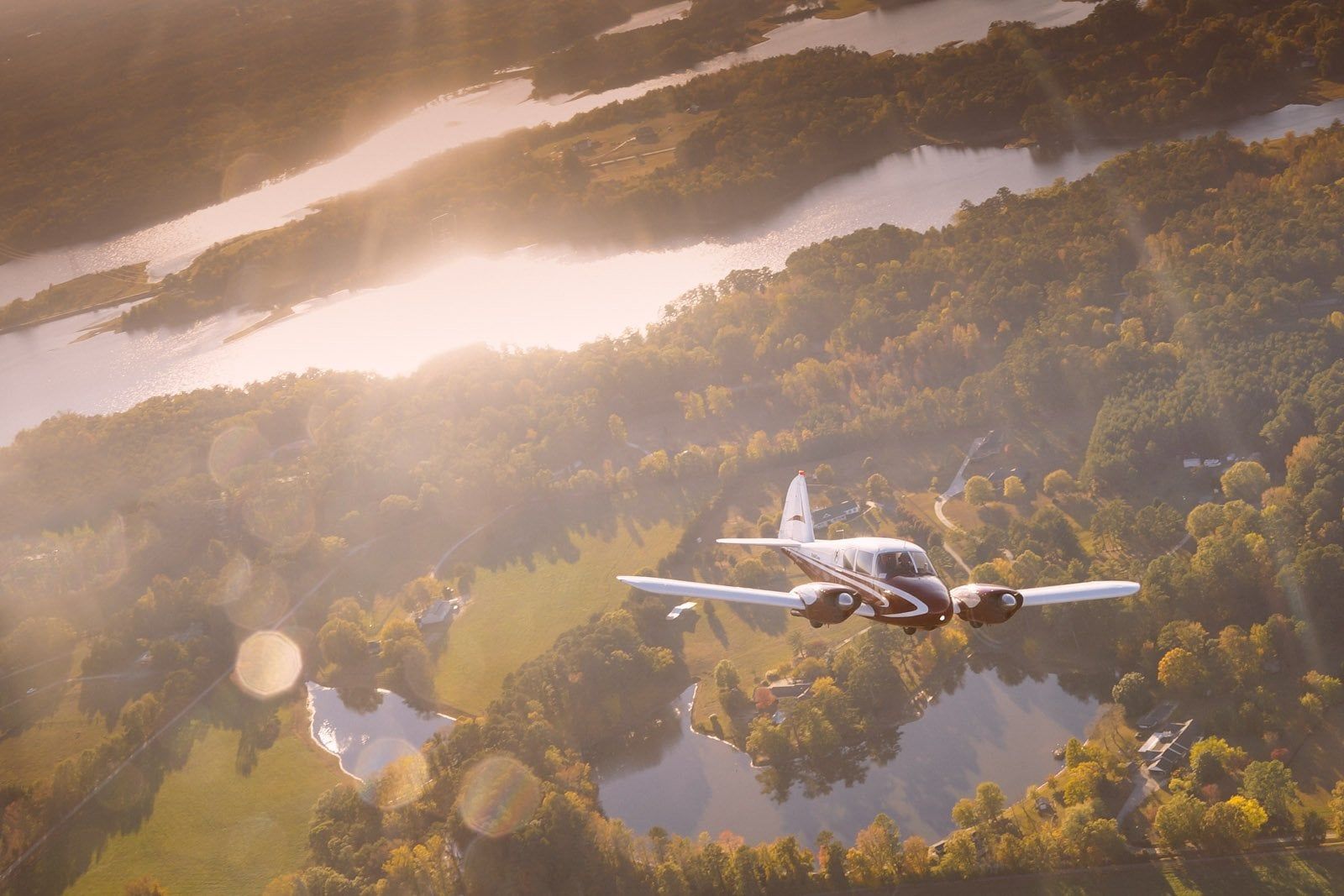 1600x1067 Piper Apache from the air