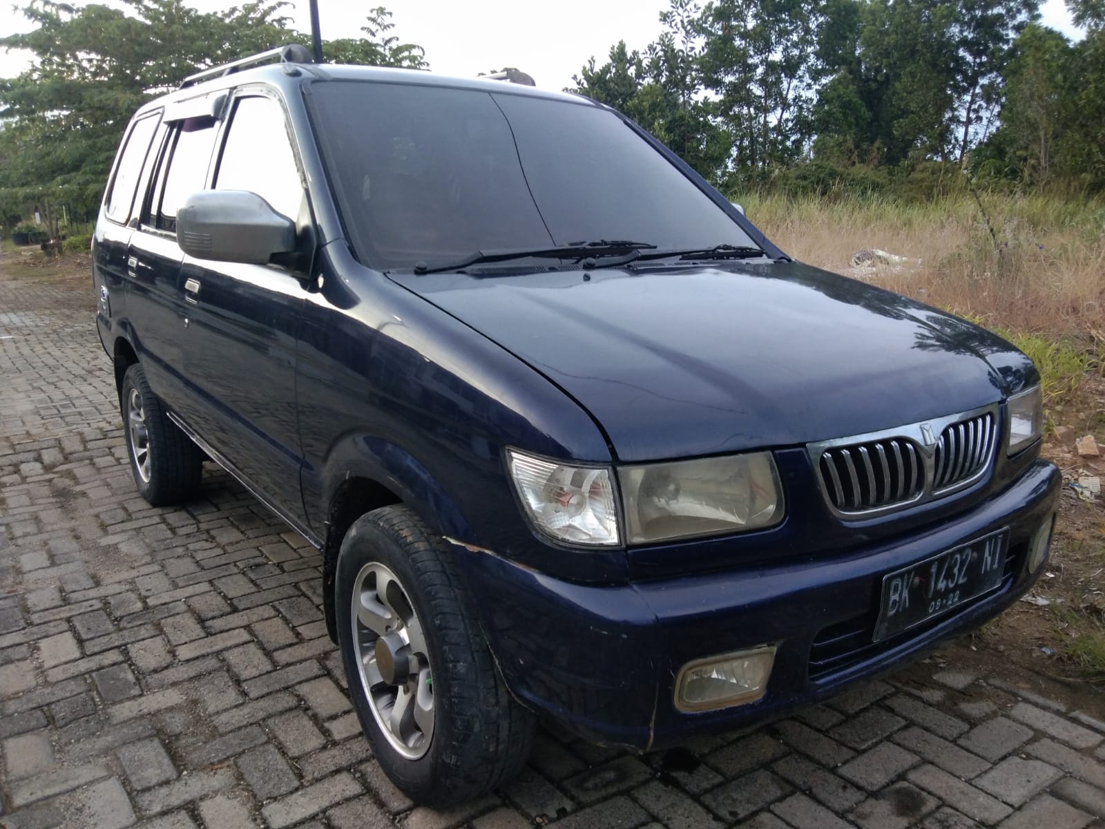 1600x1200 Get Used Isuzu Panther 2002 565653 Price & Sellers Information