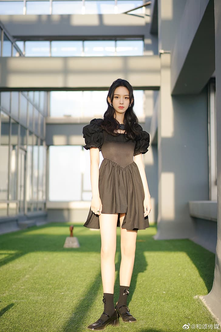 728x1092 HD wallpaper: women, Zhou Ye