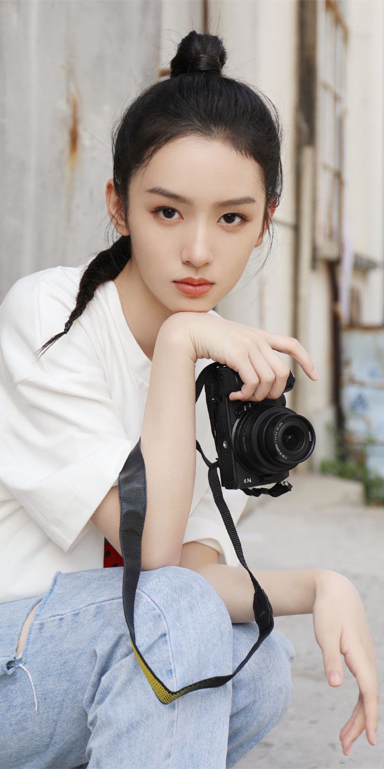 775x1551 Zhou Ye wallpaper, beautiful Yezi travel fragments, fashion unlimited retro fresh taste
