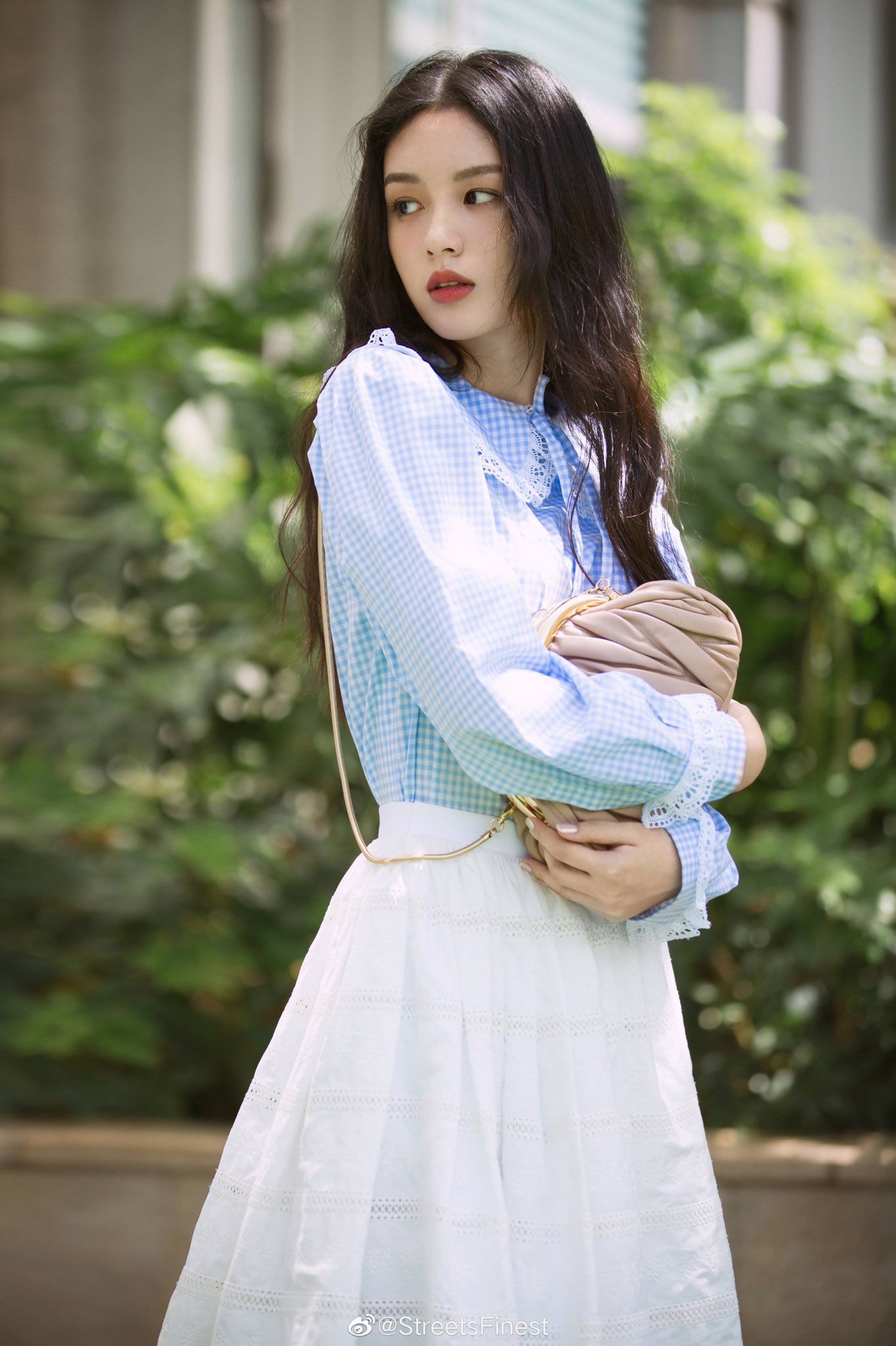 1364x2048 Zhou Ye