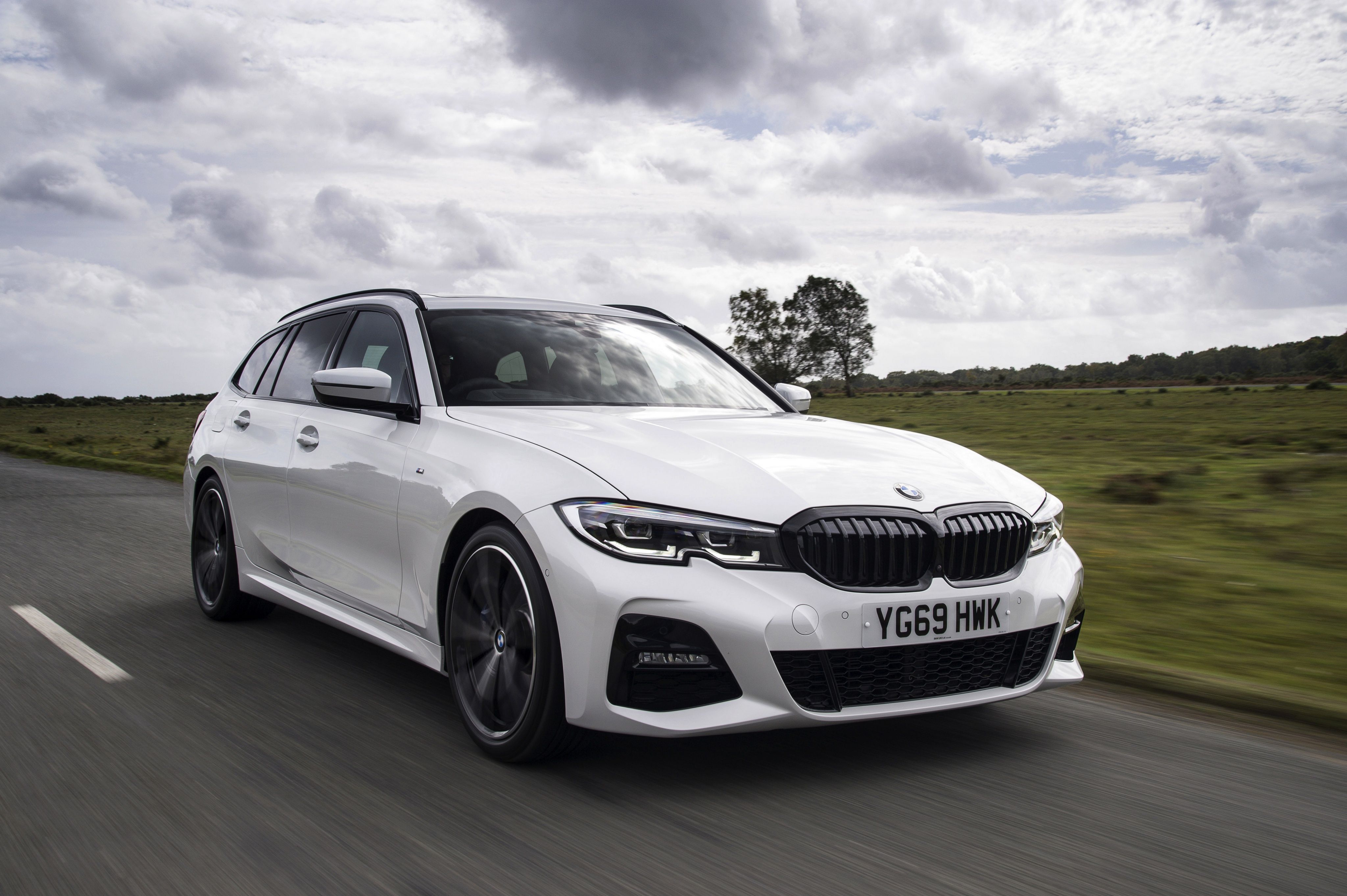 4096x2726 Wallpaper White, BMW, Universal, 3 Series, 3P, UK Version, G21 For Mobile And Desktop, Section Bmw, Resolution 4096x2726