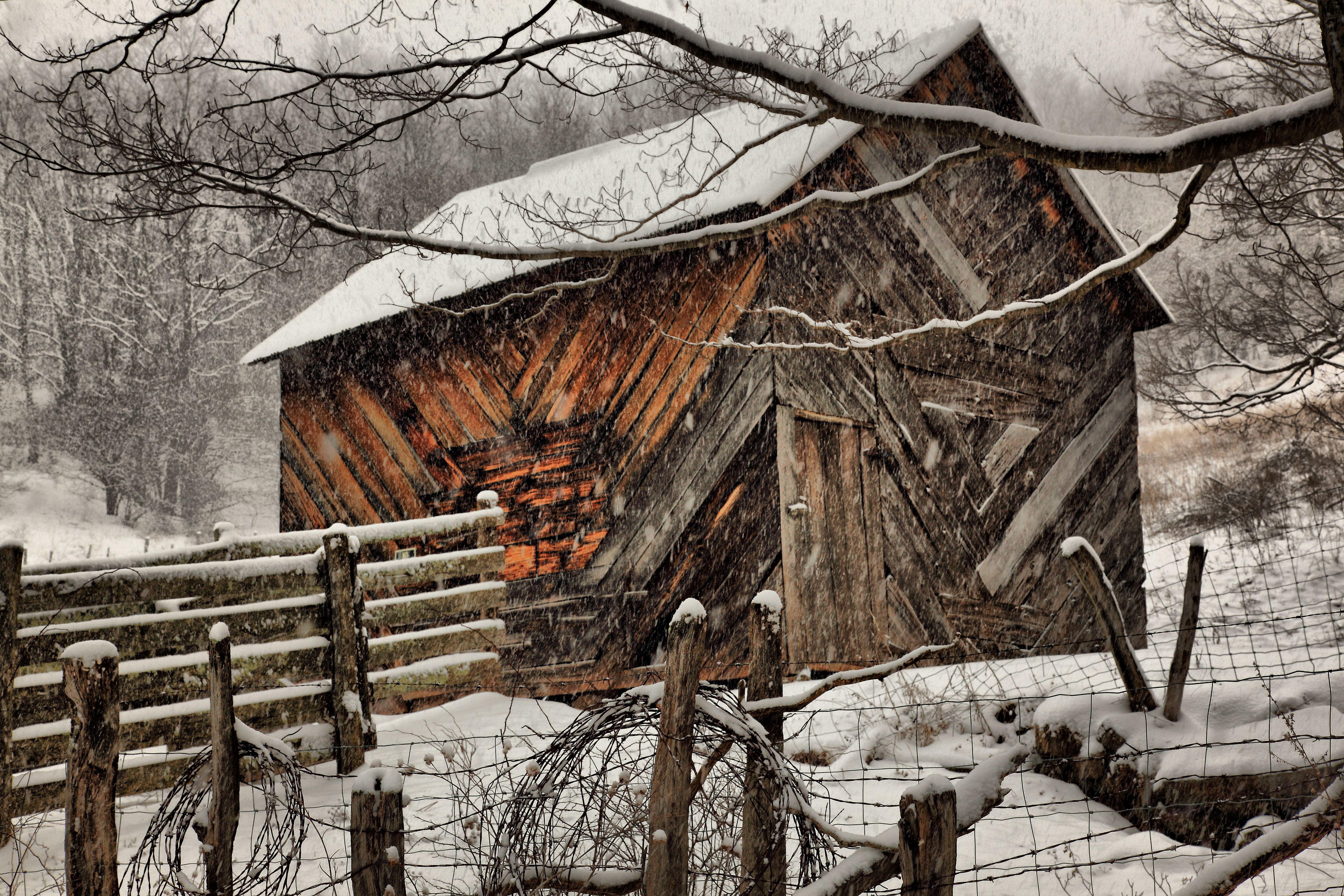 5616x3744 Red Barn in Snow Wallpaper. Old Barn
