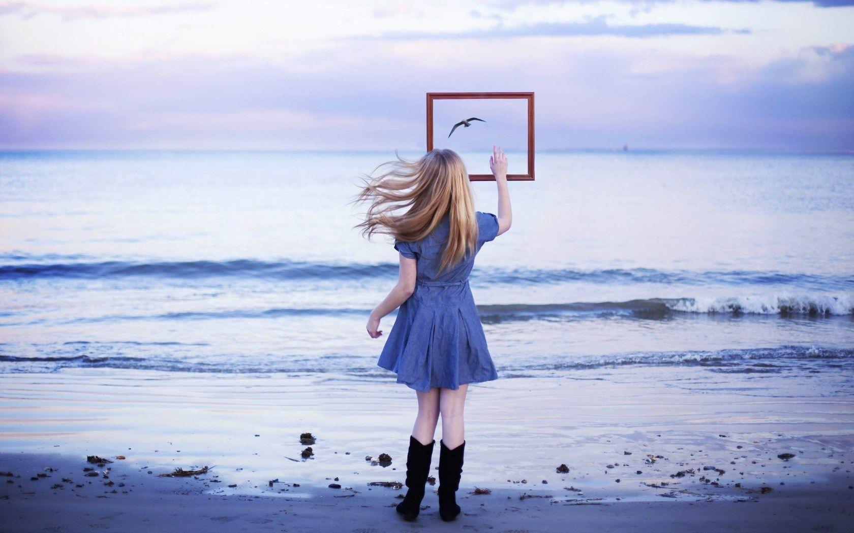 1680x1050 Blonde Girl Fine Art Photograph