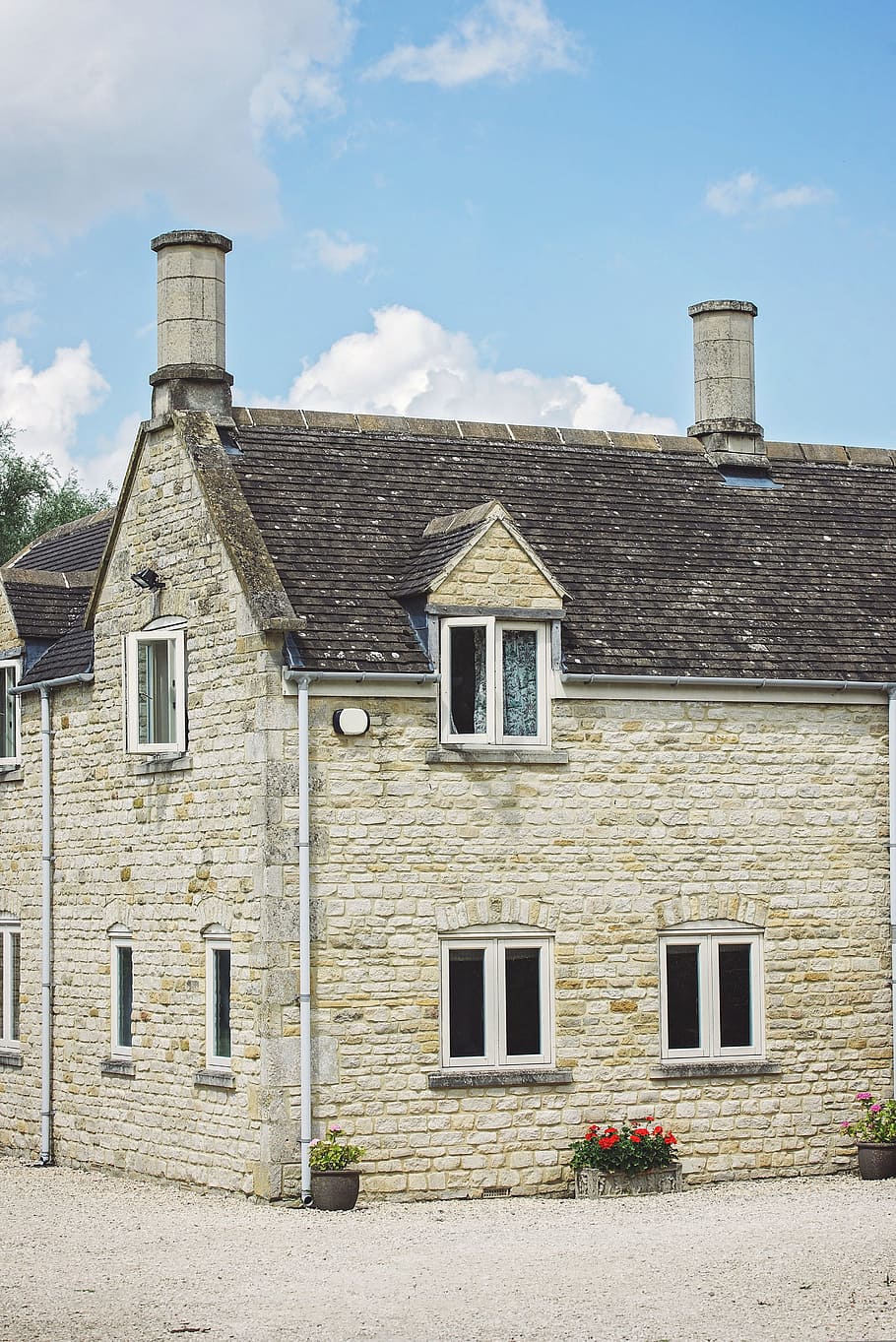 910x1363 HD wallpaper: House, England, Cotswolds, summer, property