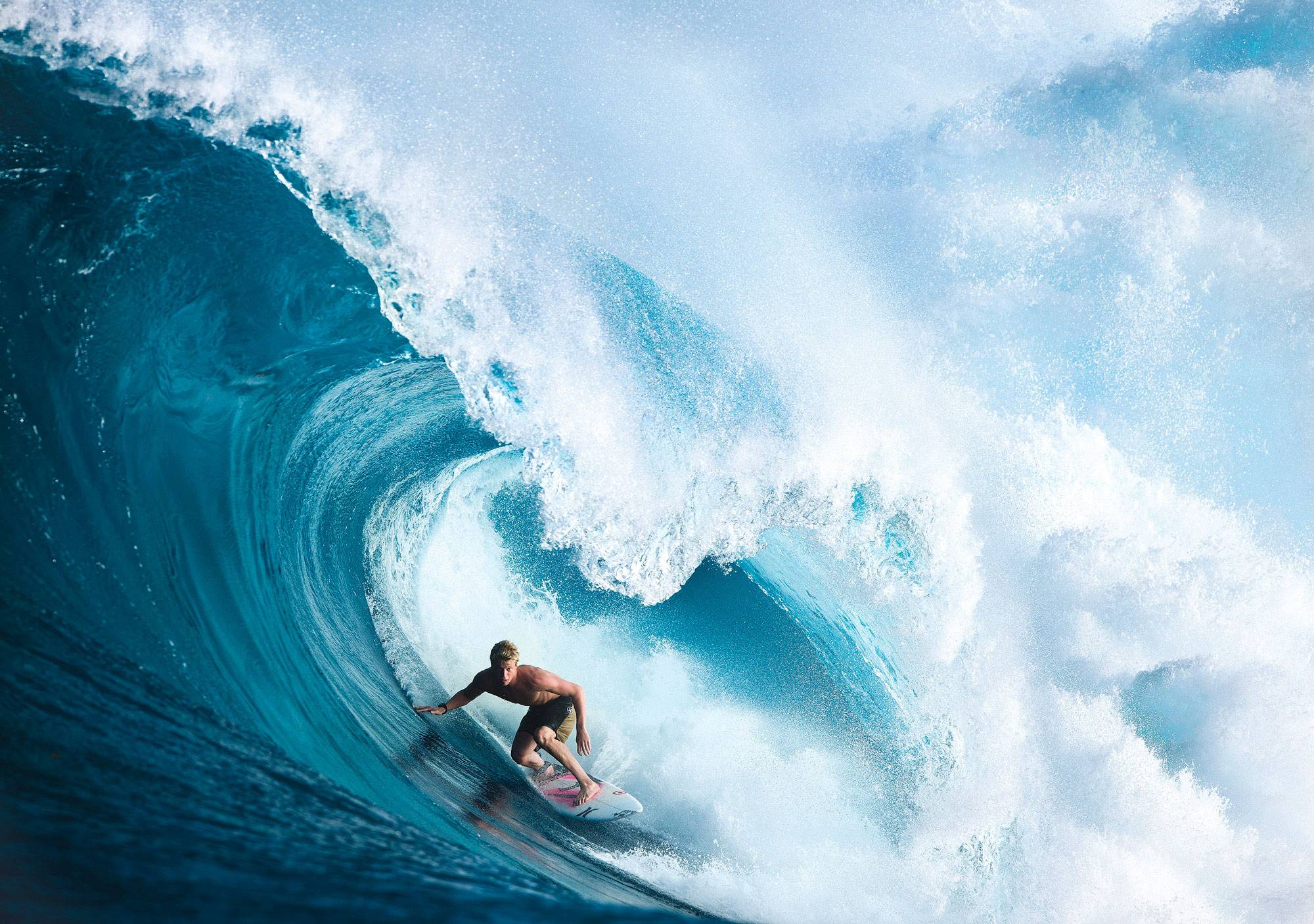 2000x1407 Surfing Desktop Background