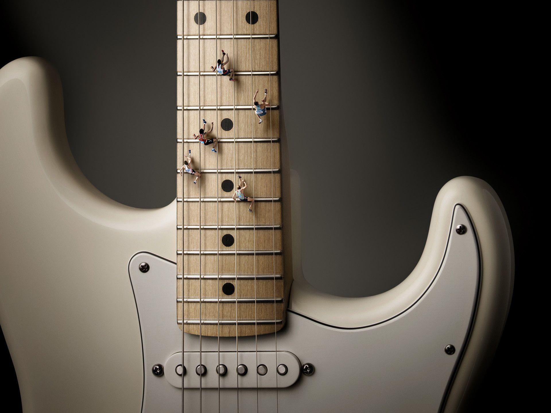 1920x1440 Fender Wallpaper