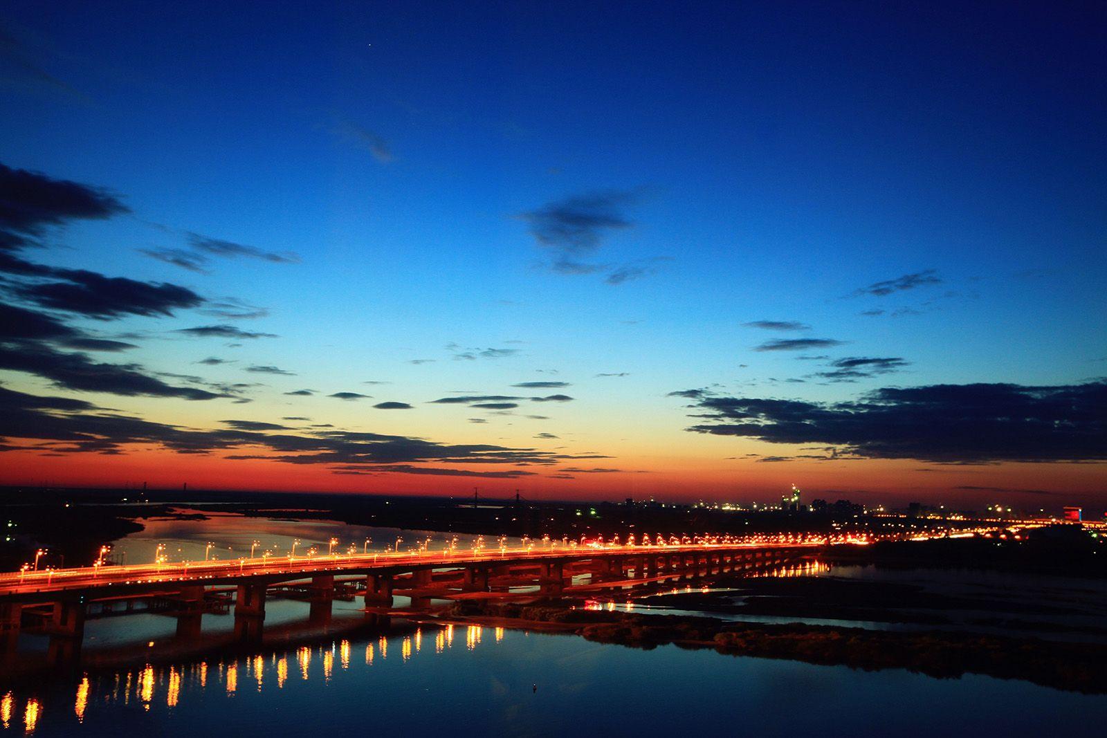 1600x1067 Beidaihe Bridge beautiful night 50794 landscape scenery