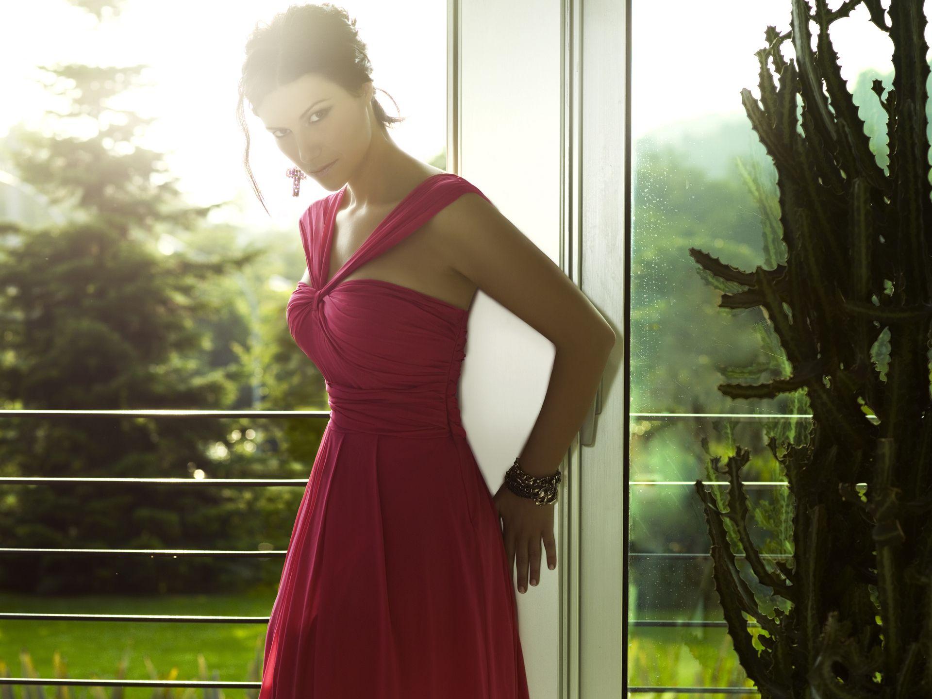 Laura Pausini Wallpapers - Top Free Laura Pausini Backgrounds