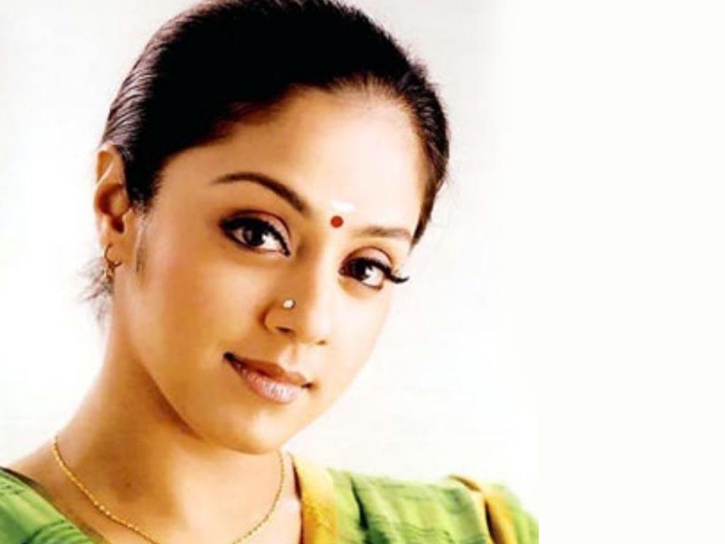 Tamil Actress Jothiha Nude Photos - Jyothika Wallpapers - Top Free Jyothika Backgrounds - WallpaperAccess