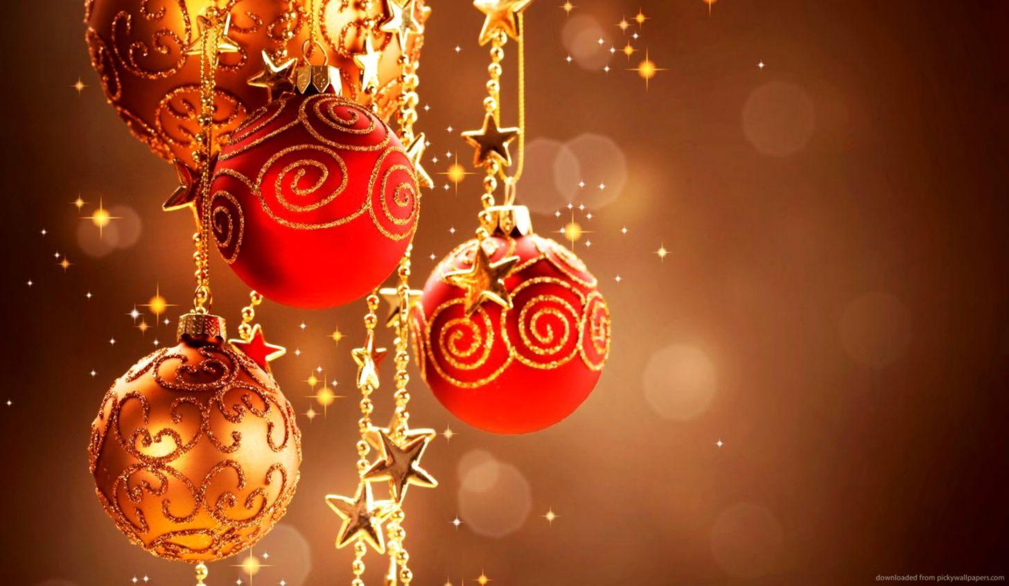 1456x846 Christmas Ornaments Wallpaper