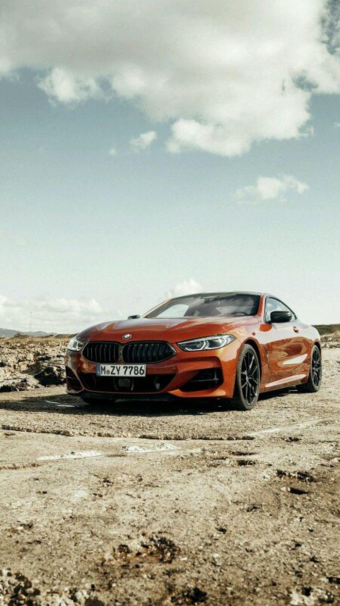 700x1244 Bmw m8
