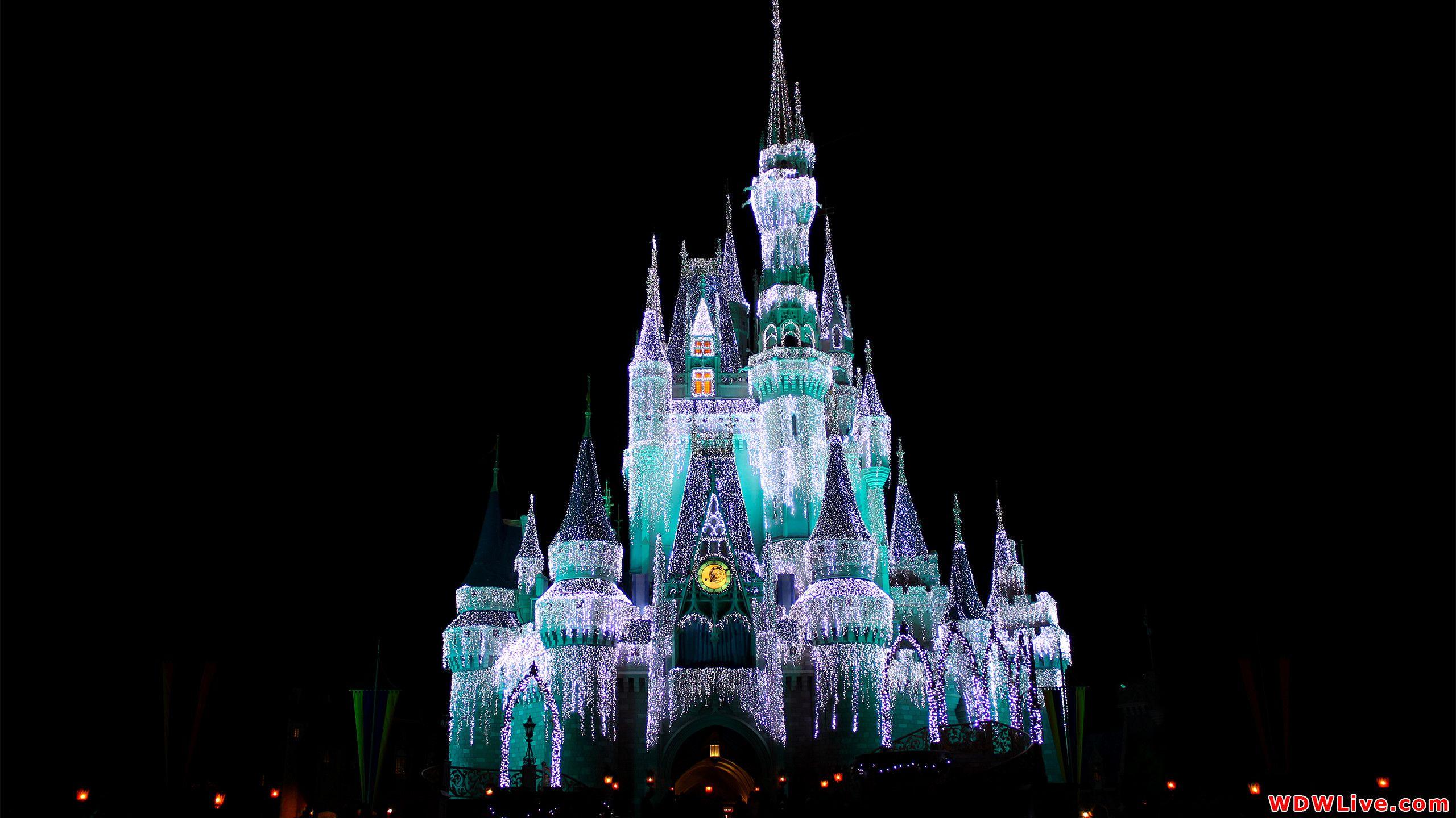 2560x1440 Christmas Disney Wallpaper