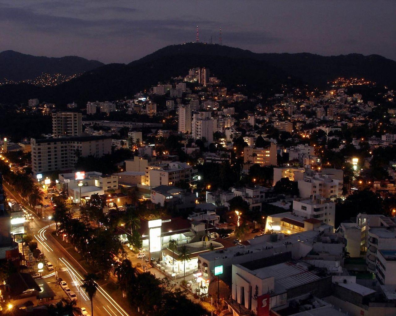1280x1024 Acapulco by night. BEAUTIFUL DECENT WALLPAPERS