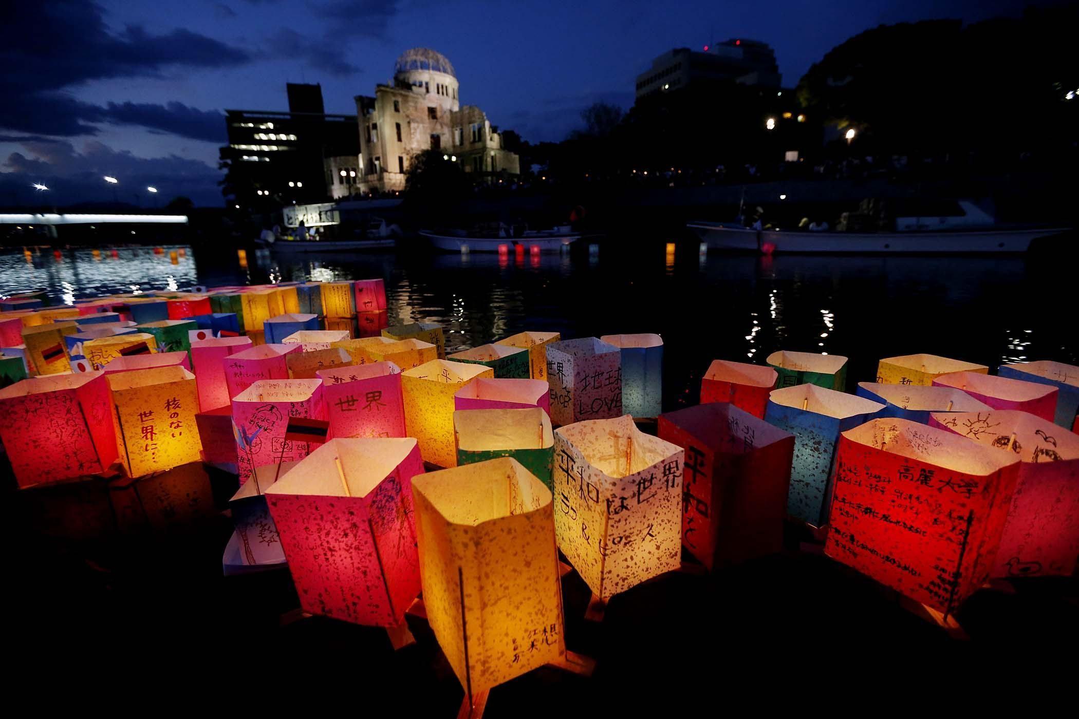 Paper Lantern Wallpapers - Top Free Paper Lantern Backgrounds