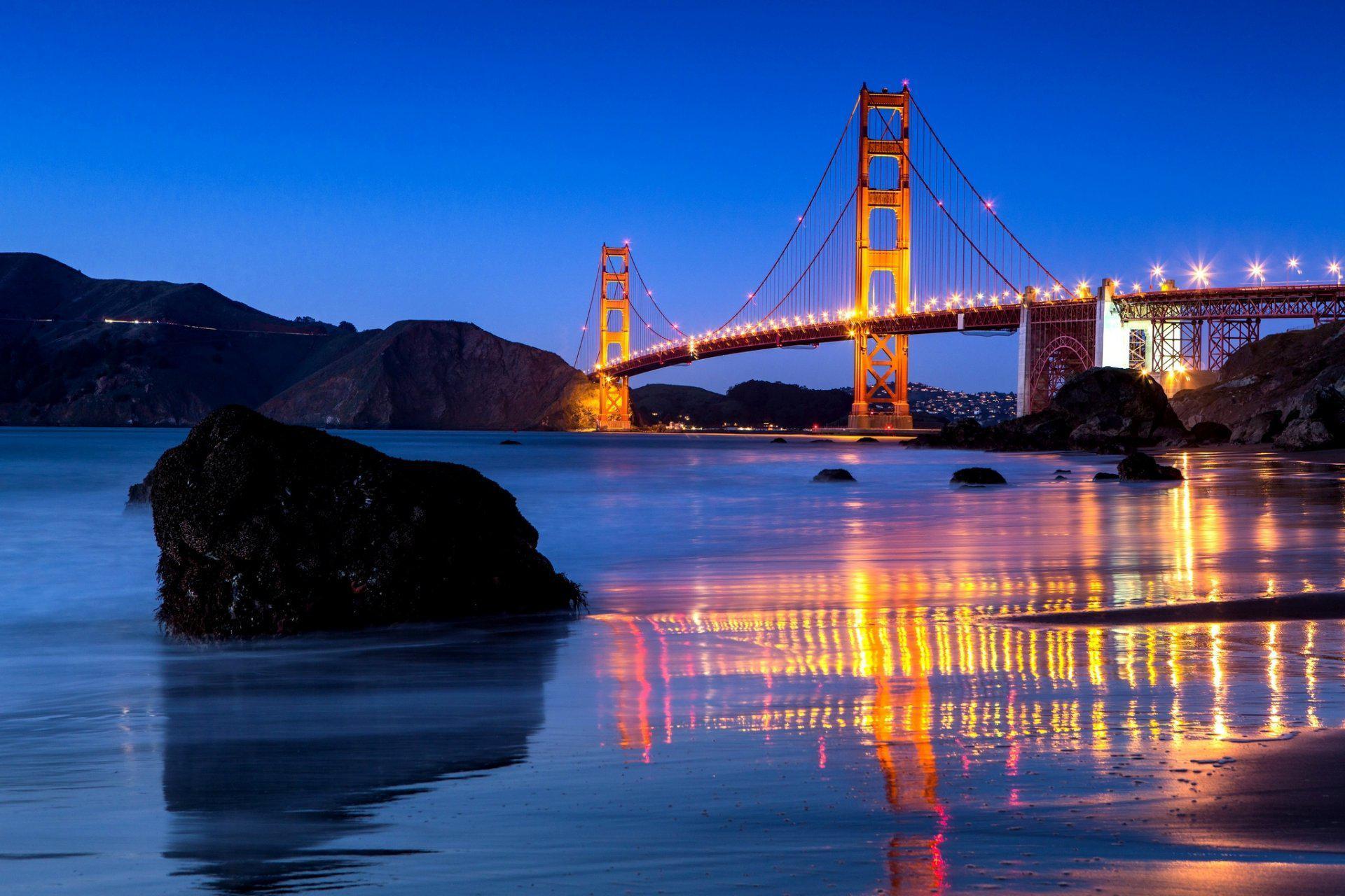 1920x1280 Michael Fleming laptop. The Golden Gate bridge, USA