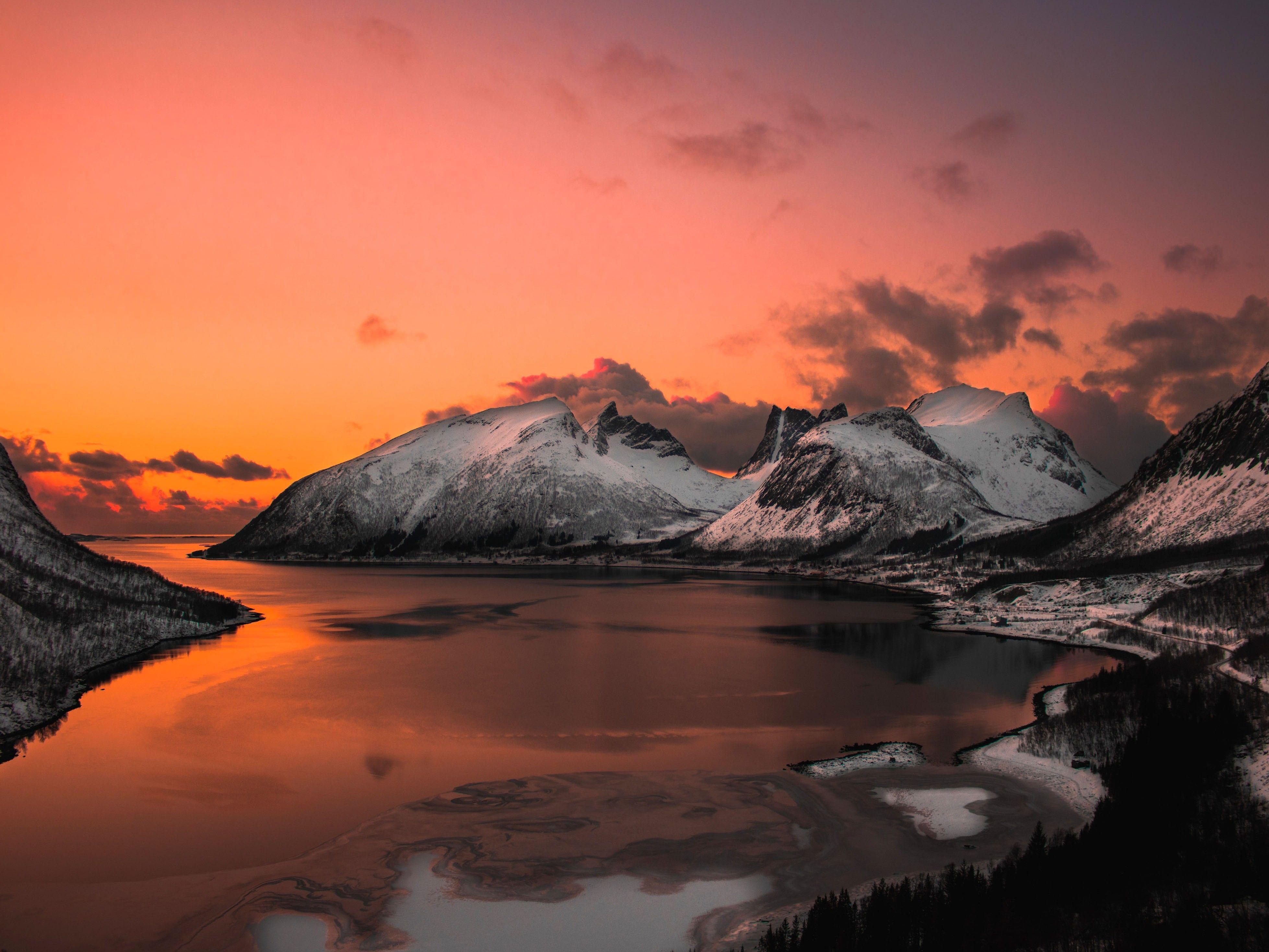 3915x2938 Surreal Mountain Landscape Lake 4K Wallpaper, HD Nature 4K