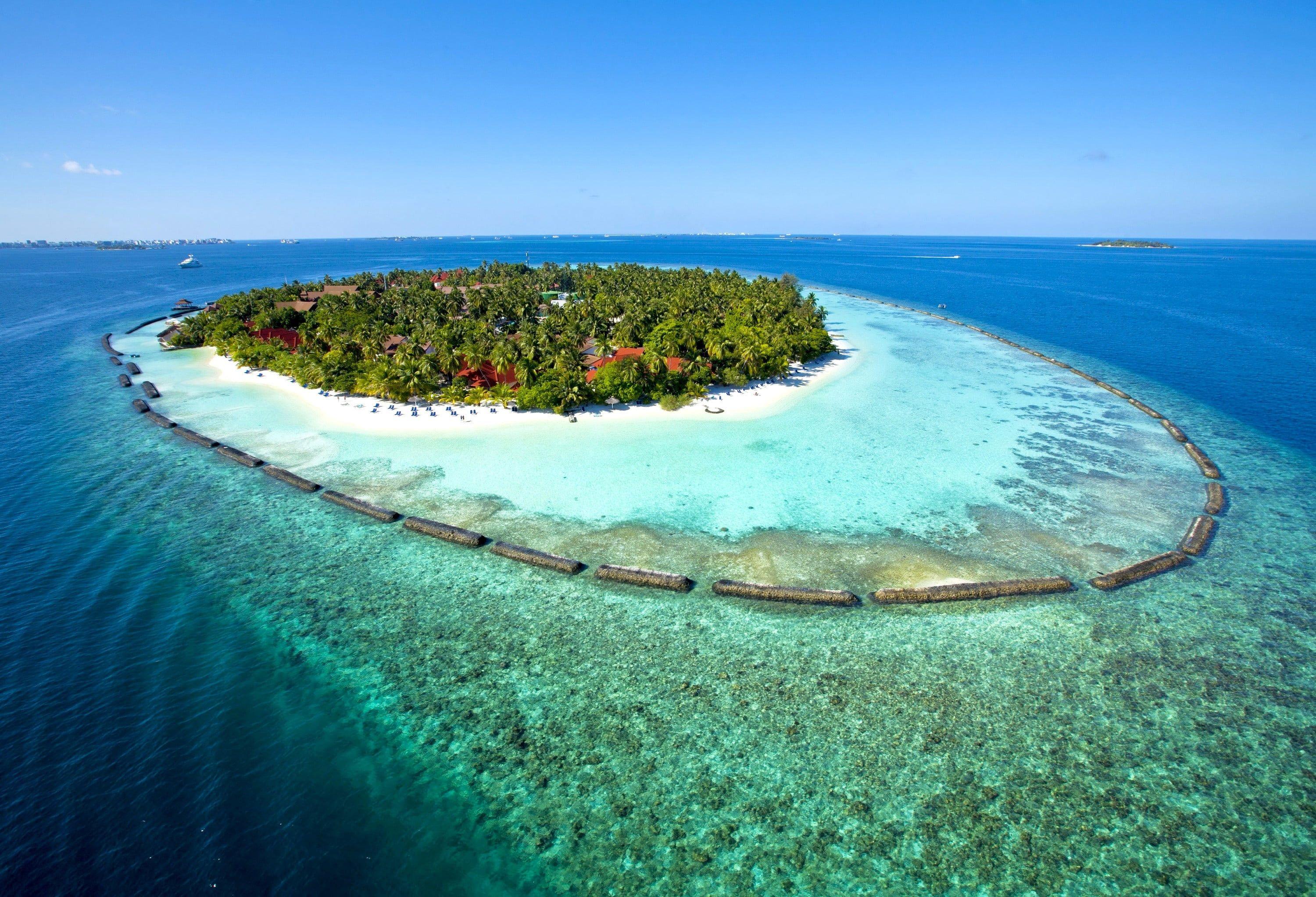 3000x2046 Birds eye photography of islet, beach, landscape, Maldives HD