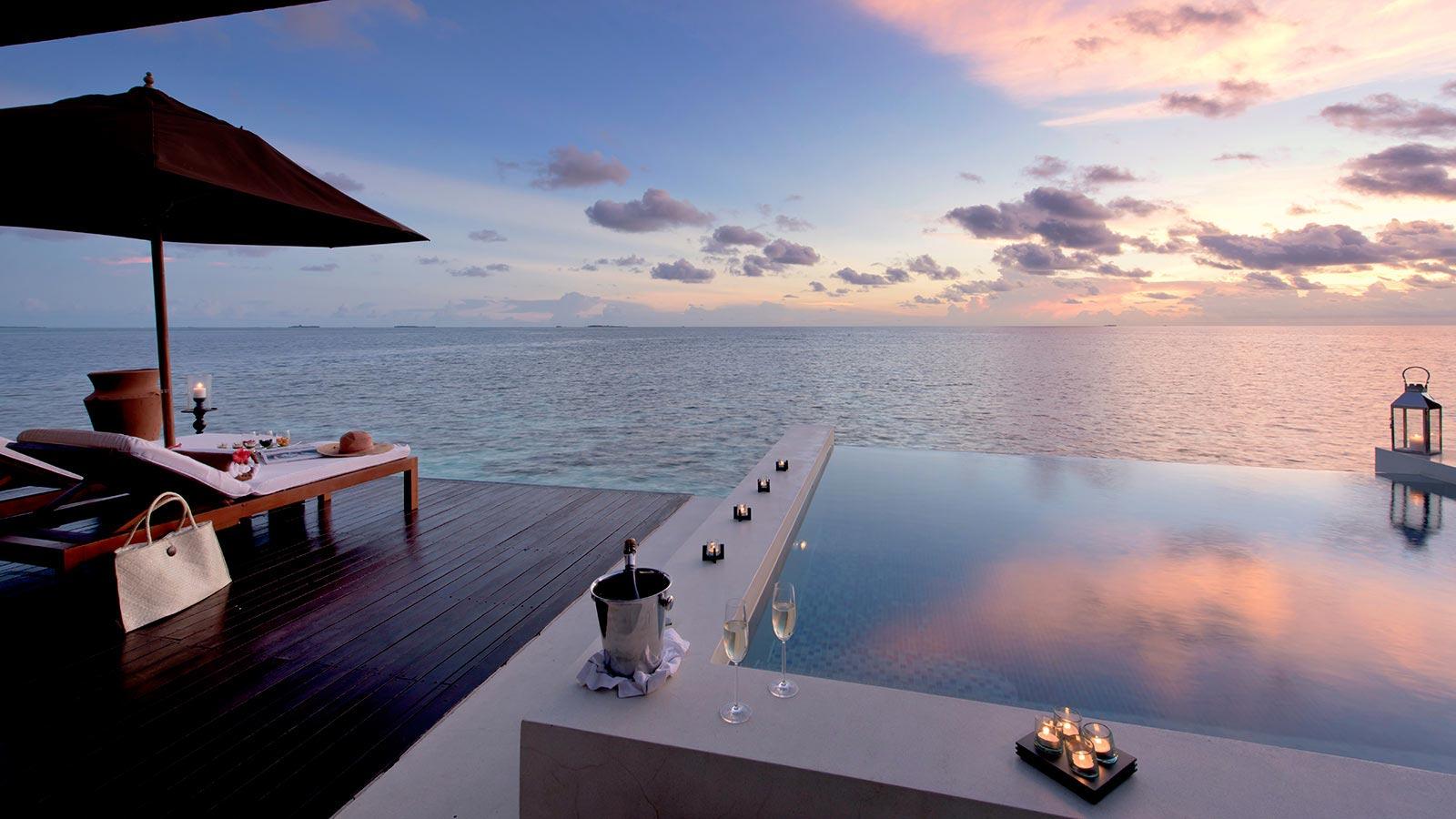 1600x900 Lily Beach Sunset Water Suite the Best Rate. Maldives Water