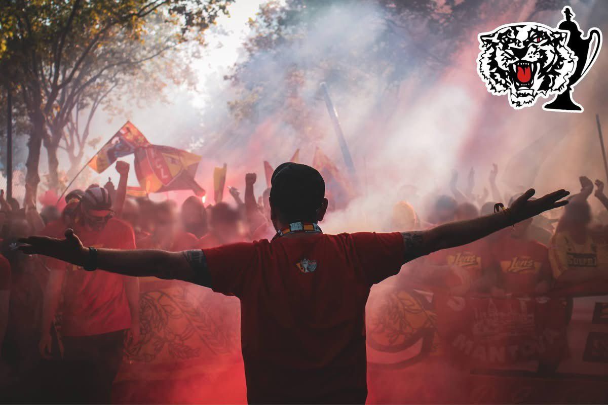 1200x800 MENTALITÉ SANG ET OR /RC Lens on X