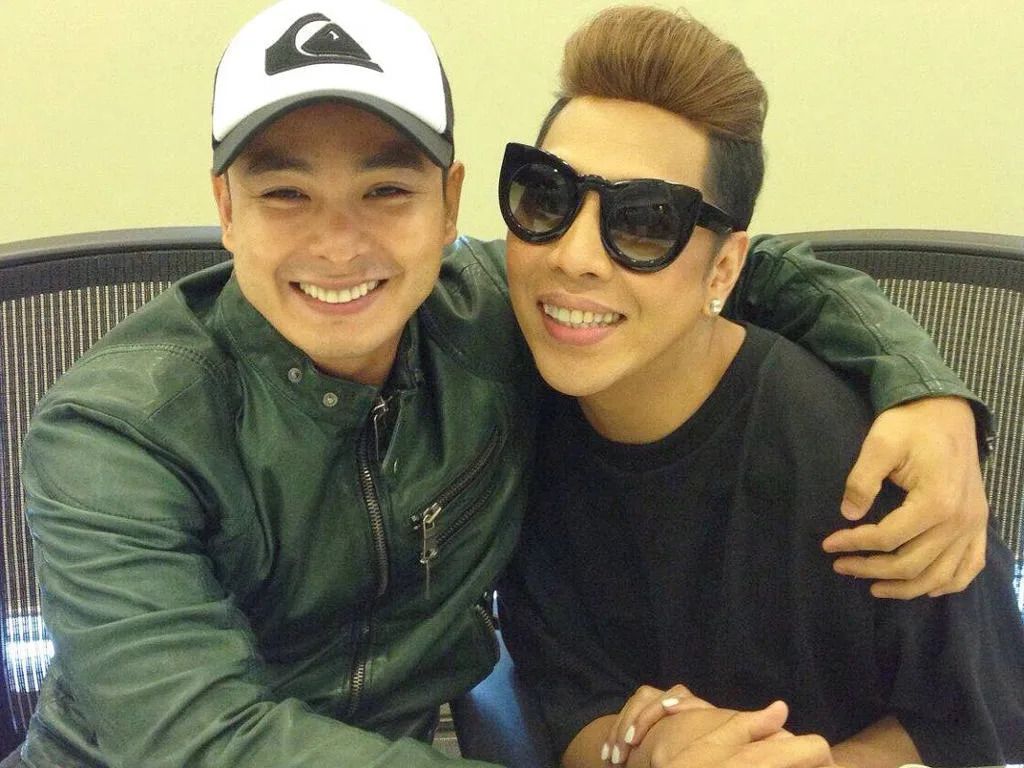 1024x768 Vice Ganda denies conflict with Coco Martin