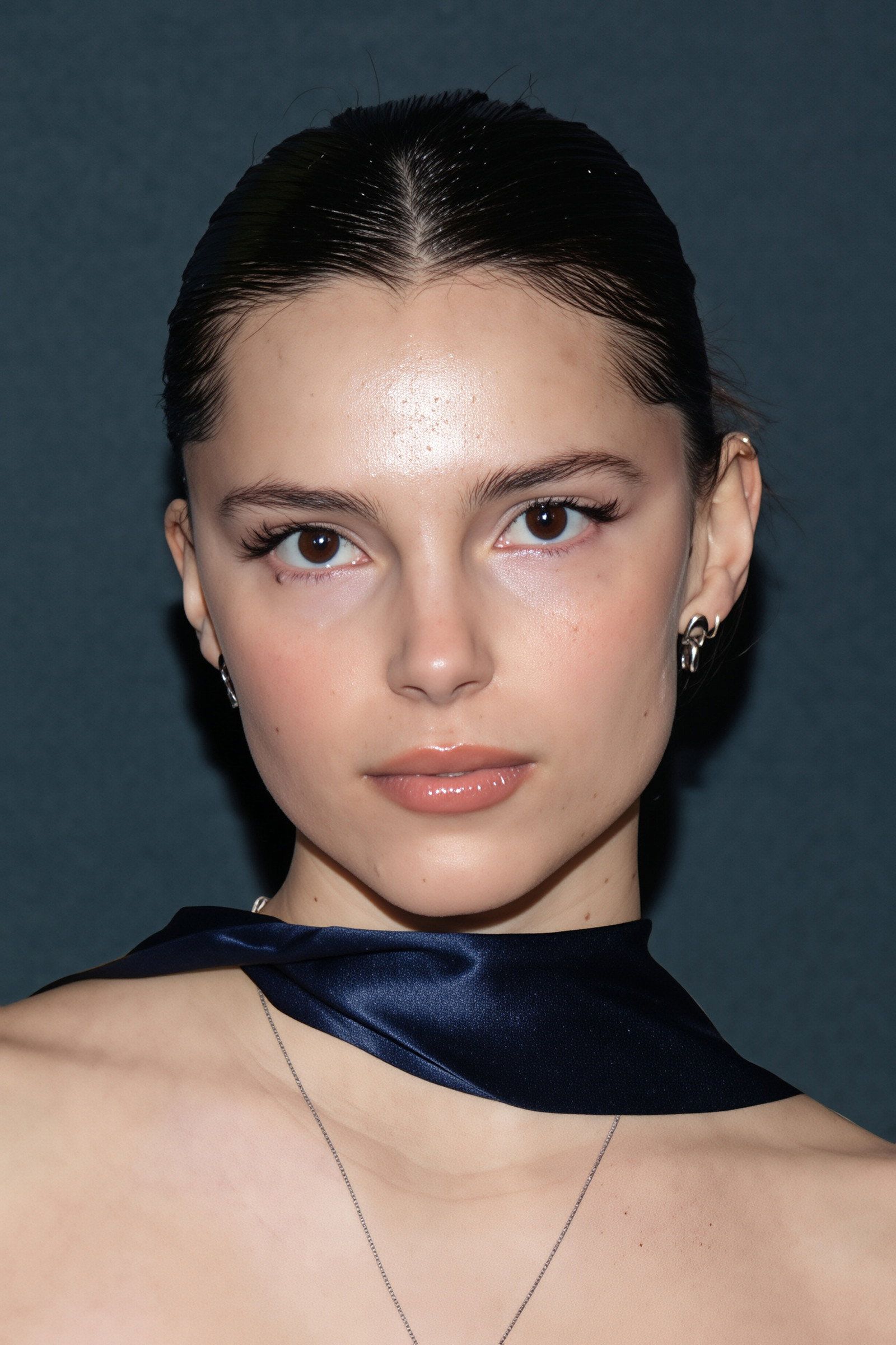 1600x2400 Inde Navarrette Image