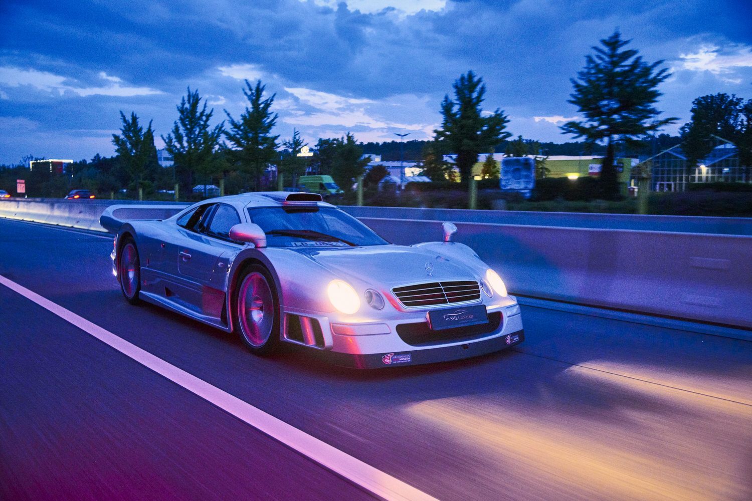 1500x1000 The CLK GTR In Stuttgart Rush Hour Traffic