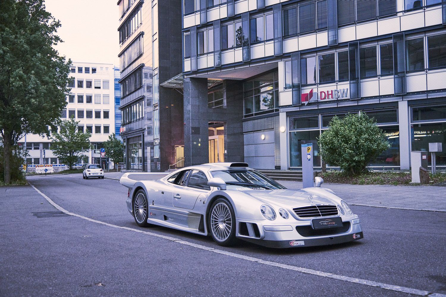 1500x1000 The CLK GTR In Stuttgart Rush Hour Traffic