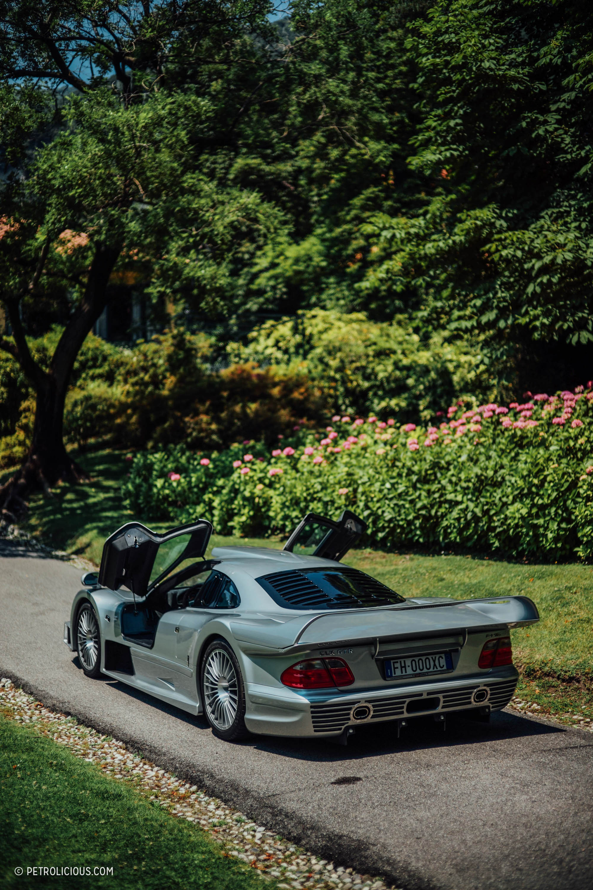 2000x3000 Homologation (Extra) Special: The Mercedes Benz CLK GTR