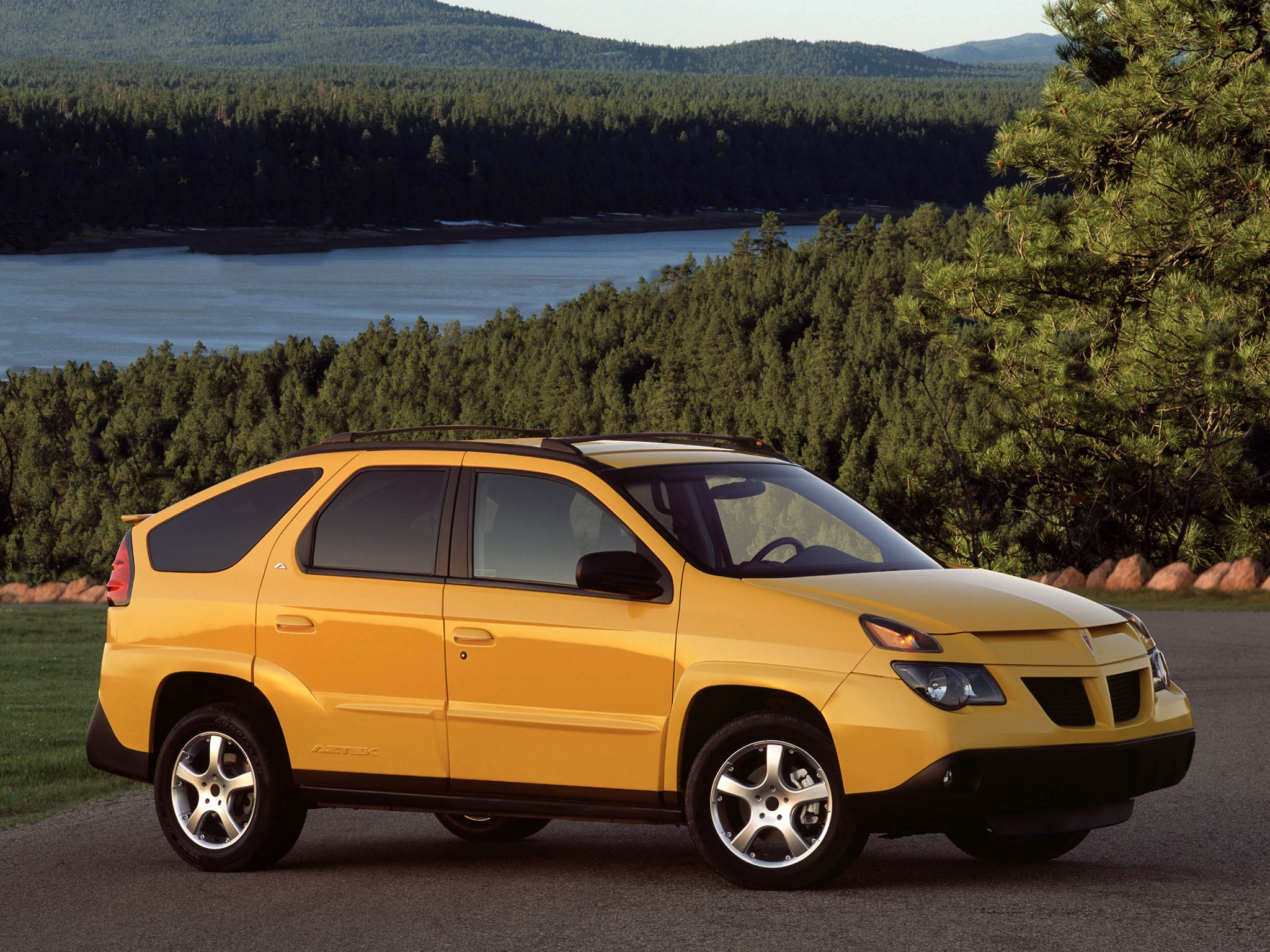 2048x1536 Pontiac Aztek Specs, Performance & Photo
