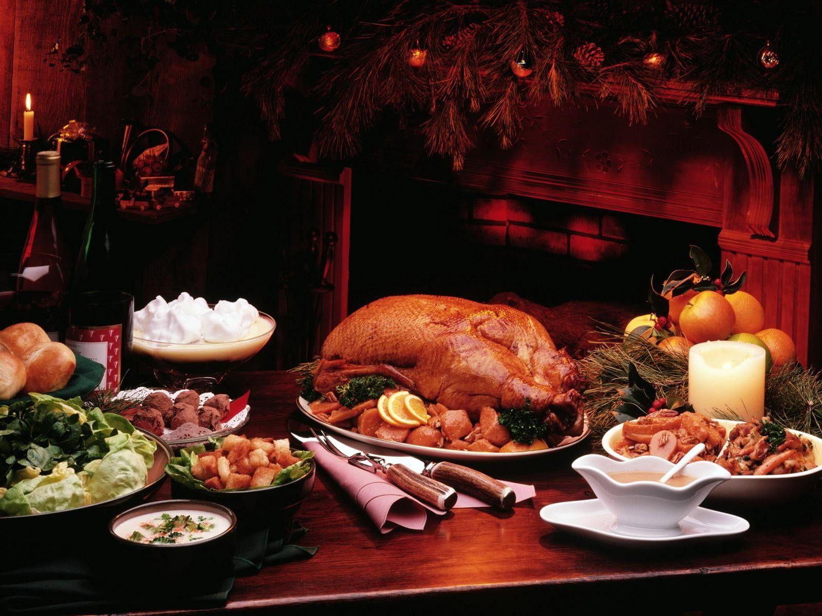 1600x1200 Serving of roasted turkey on top of brown wooden table HD wallpaper