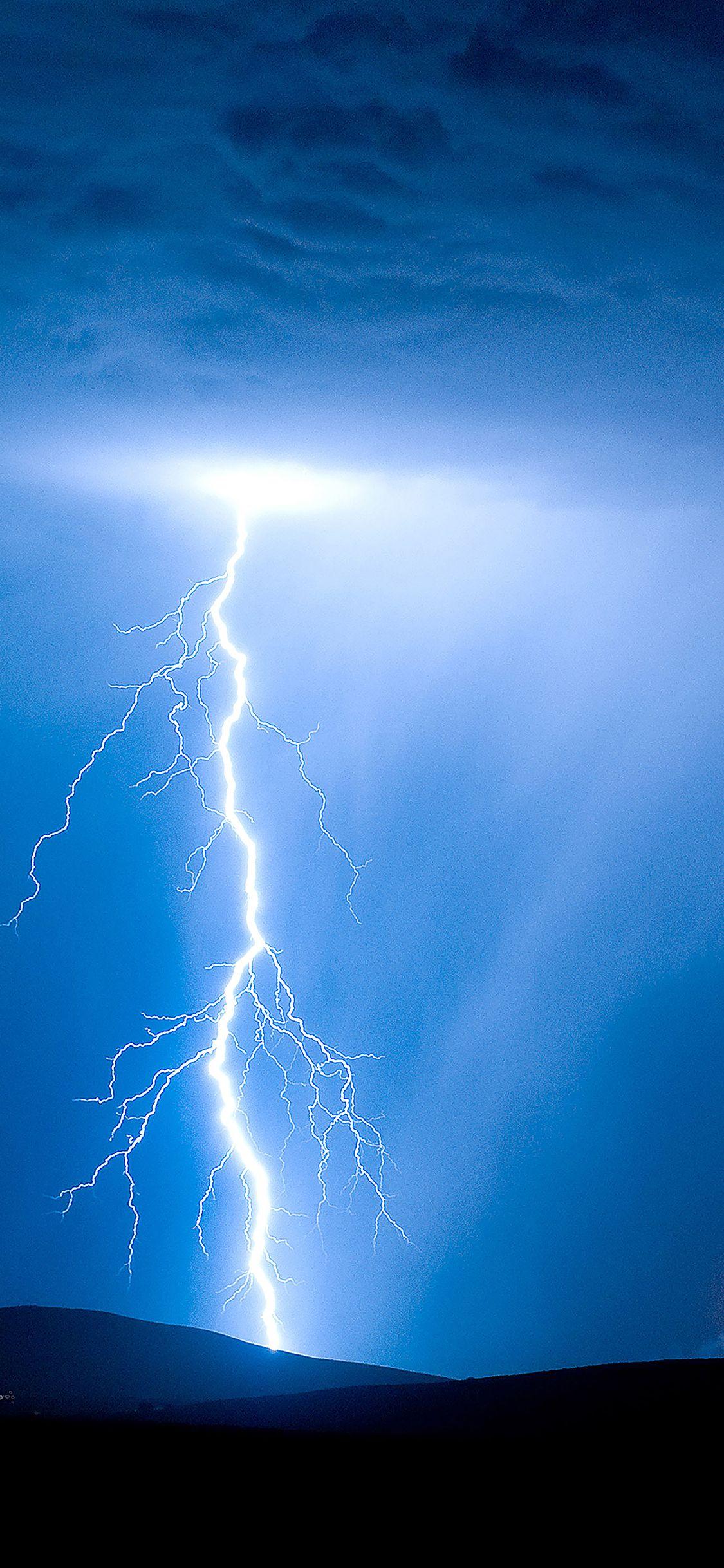 1125x2436 iPhonePapers storm sky nature