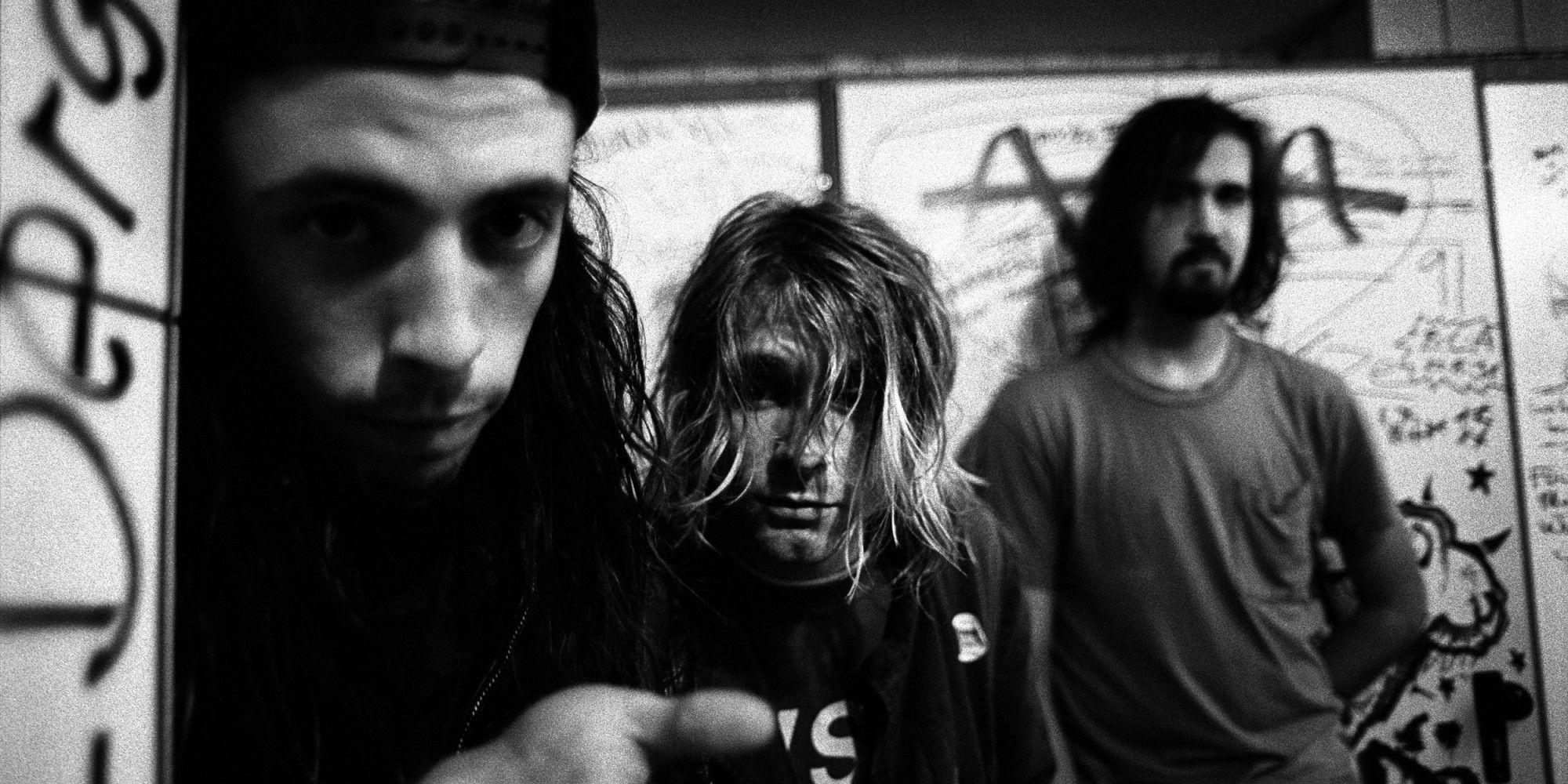 2000x1000 Nirvana Rare Photo Widescreen HD Wallpaper
